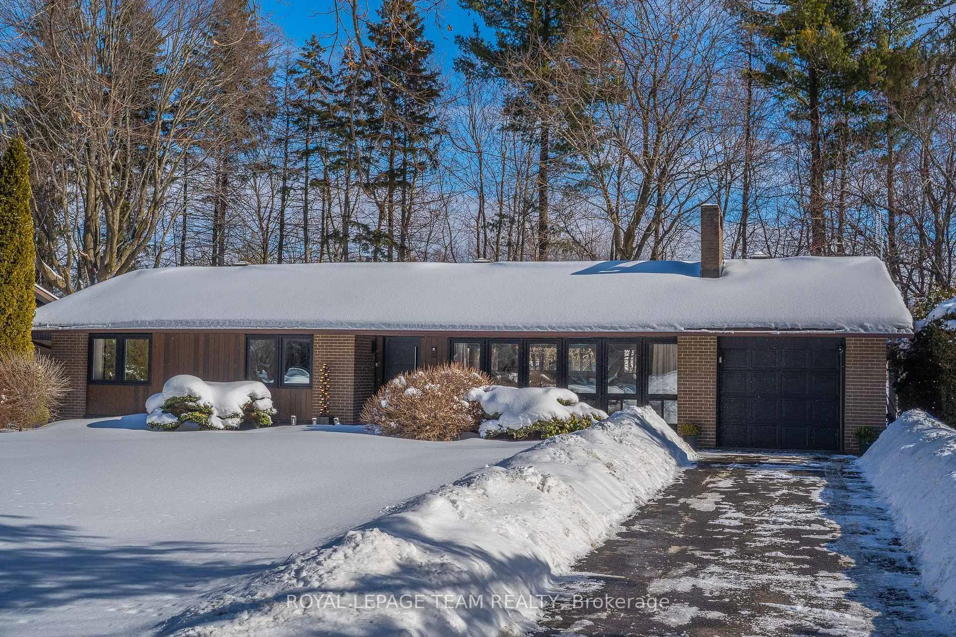 Photo 4 of 15 Leacock Drive, Ottawa, Kanata - Beaverbrook — HOMEH