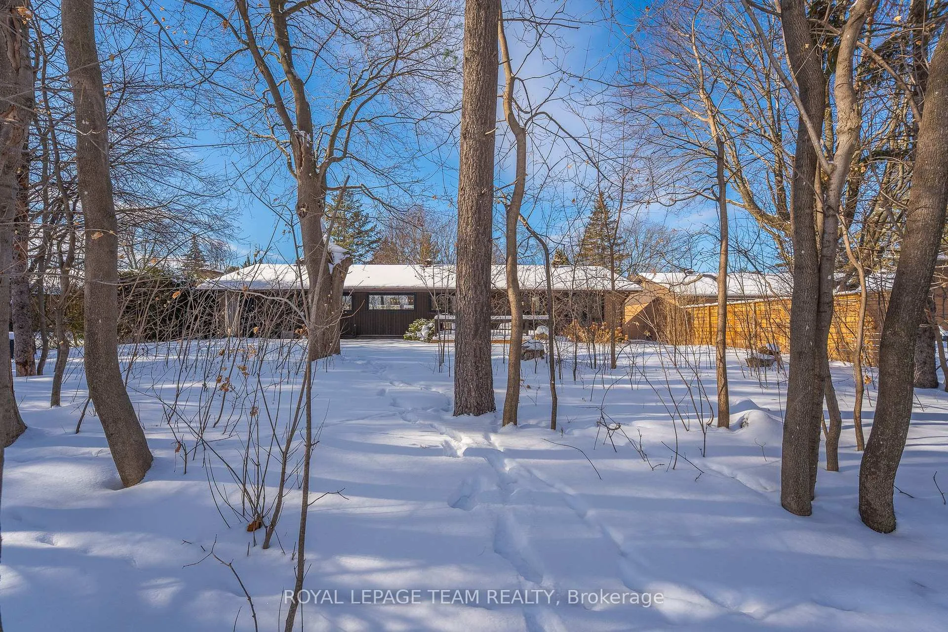 Photo 36 of 15 Leacock Drive, Ottawa, Kanata - Beaverbrook — HOMEH