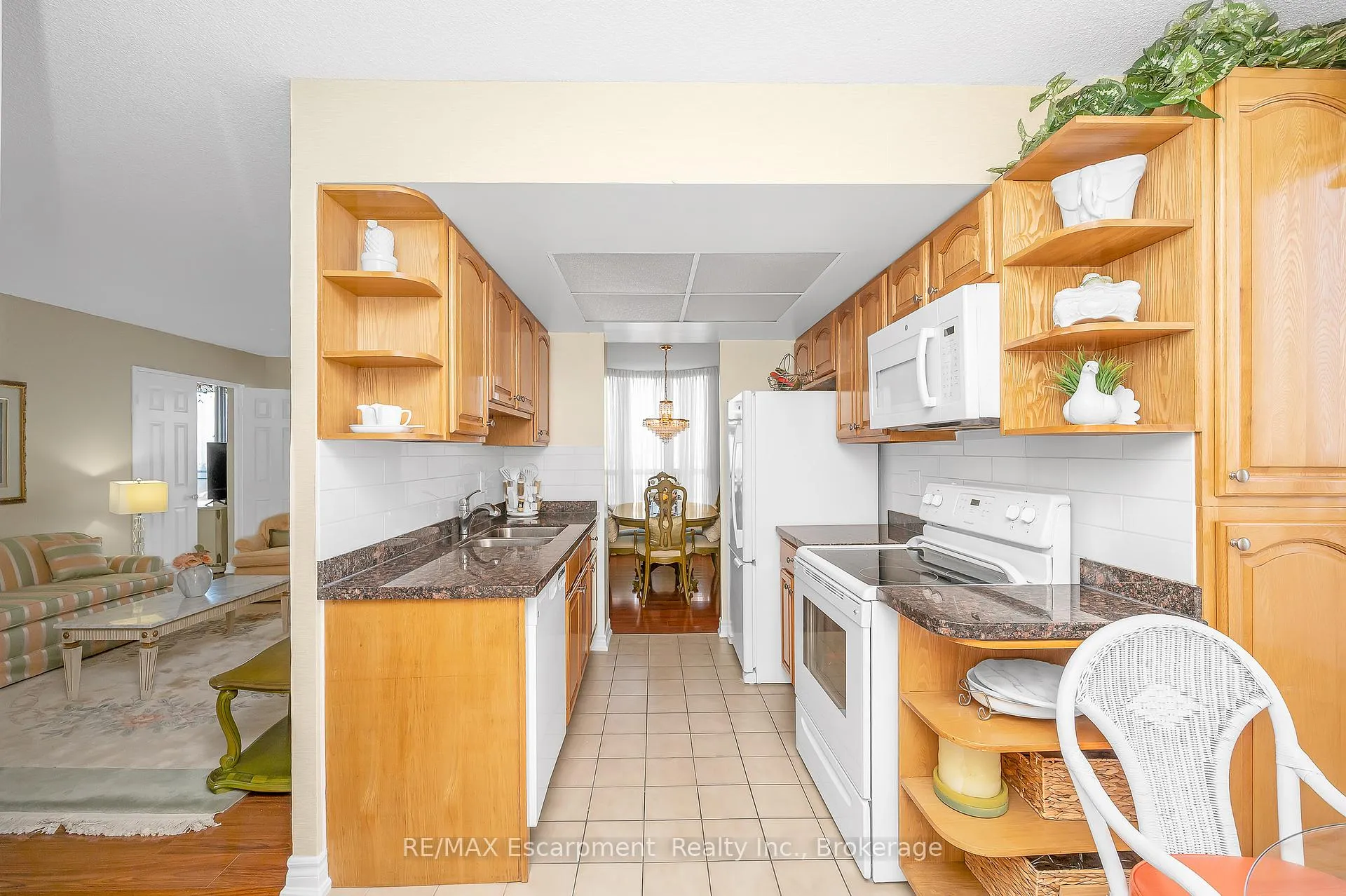 Photo 13 of Unit 809, 20 Cherrytree Drive, Brampton, Fletcher's Creek South — HOMEH
