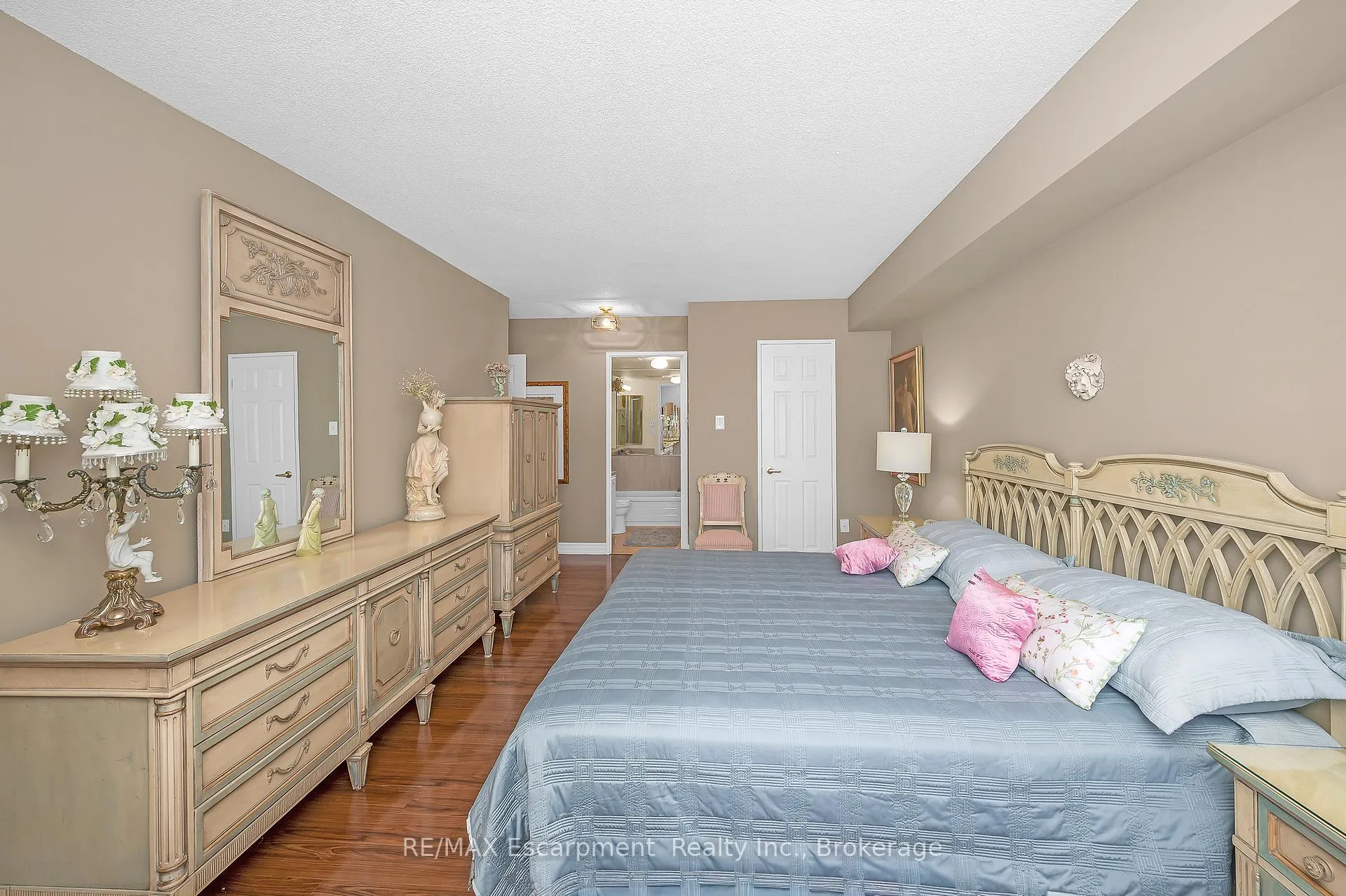 Photo 22 of Unit 809, 20 Cherrytree Drive, Brampton, Fletcher's Creek South — HOMEH