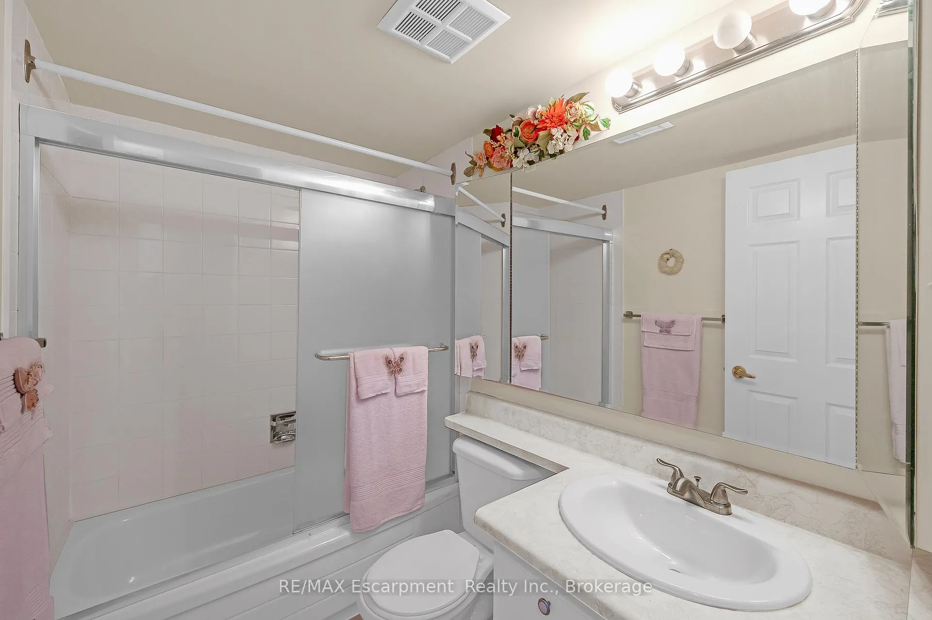 Photo 30 of Unit 809, 20 Cherrytree Drive, Brampton, Fletcher's Creek South — HOMEH