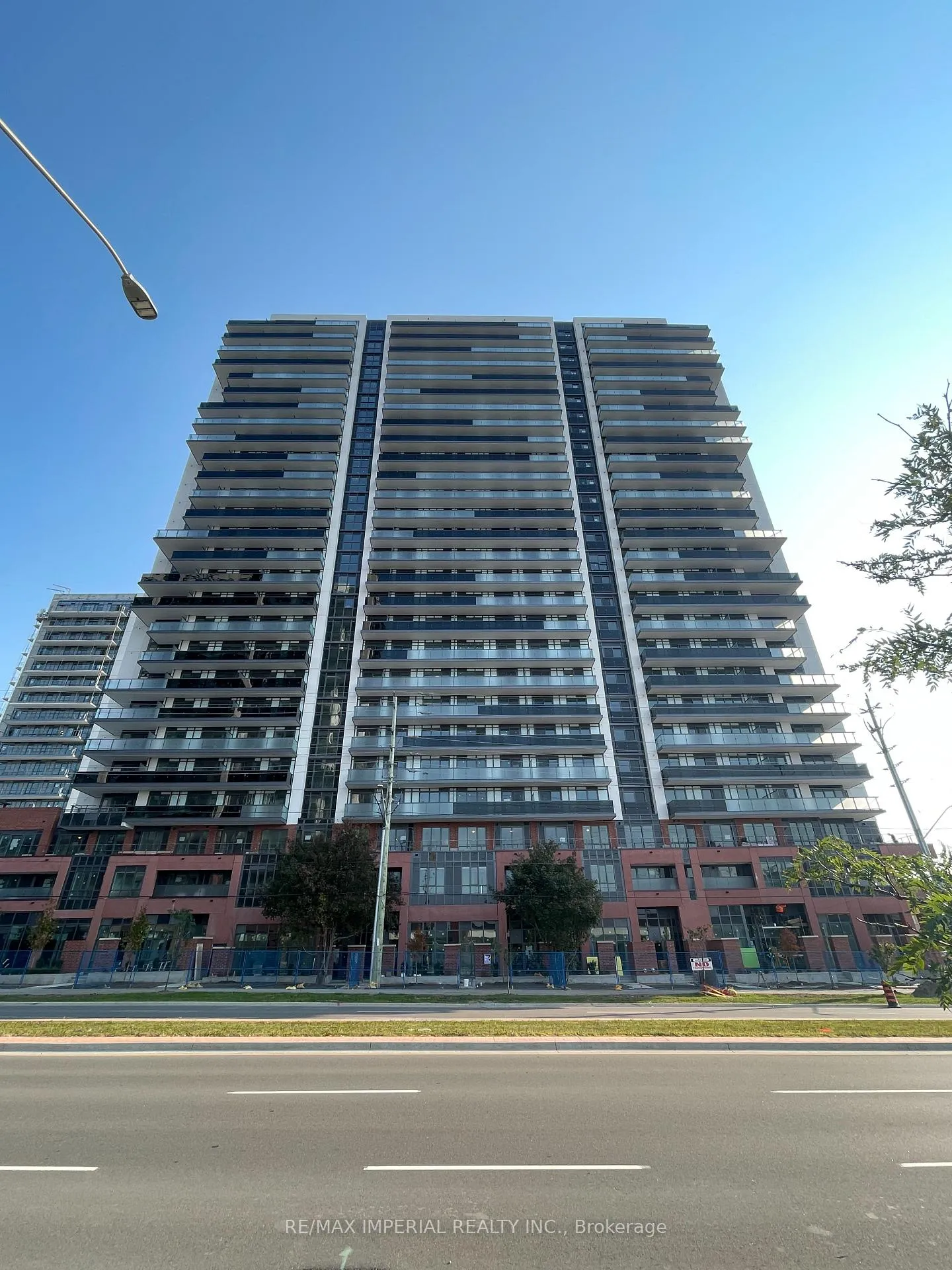 Photo 1 of Unit 808, 2545 Simcoe Street N, Oshawa, Windfields — HOMEH