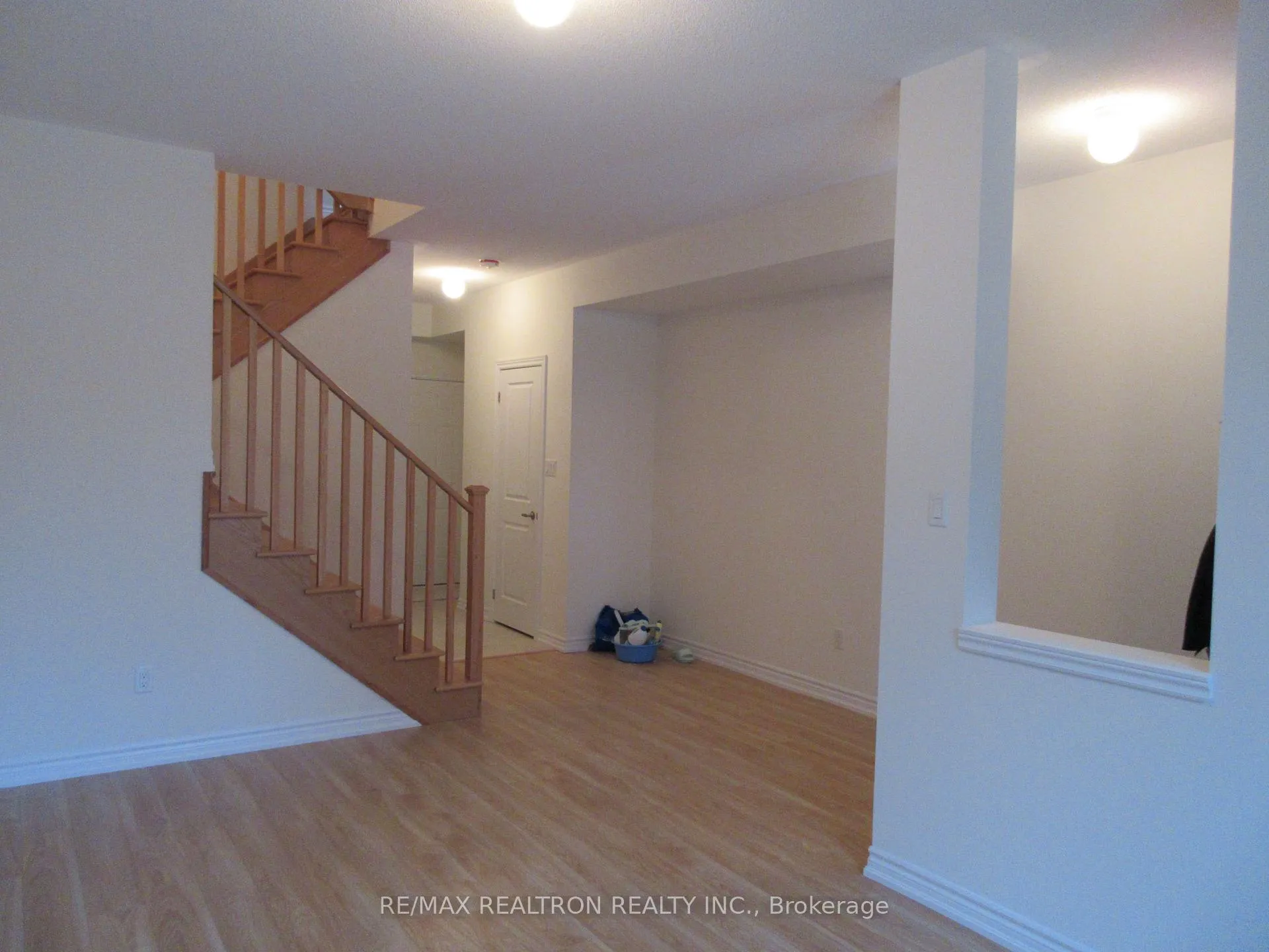 Photo 2 of 42 Robert Joffre Leet Avenue, Markham, Cornell — HOMEH