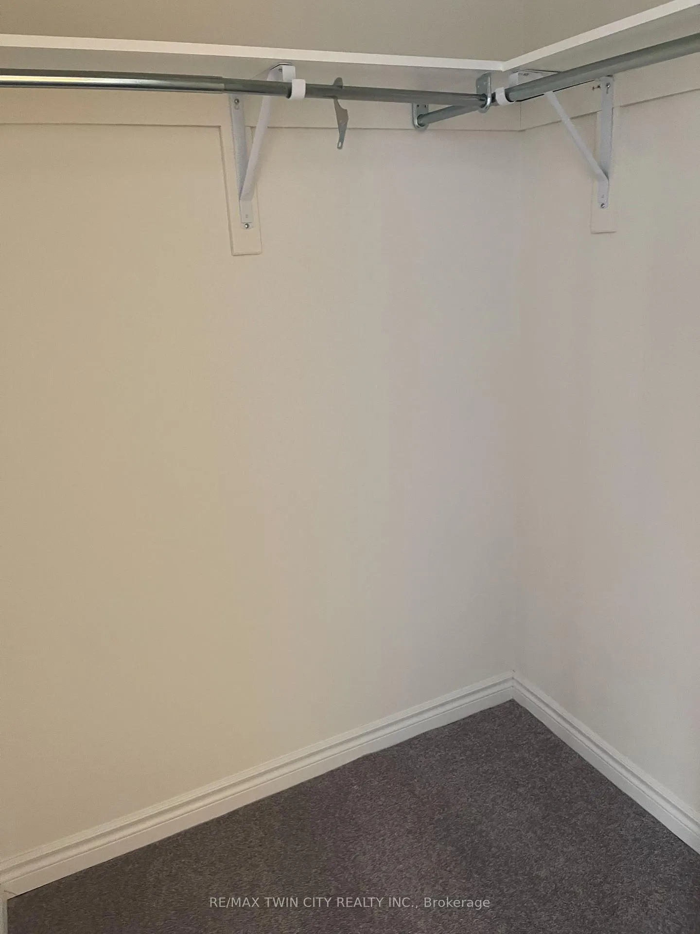 Photo 8 of 107 Flagg Avenue, Brant, Paris — HOMEH