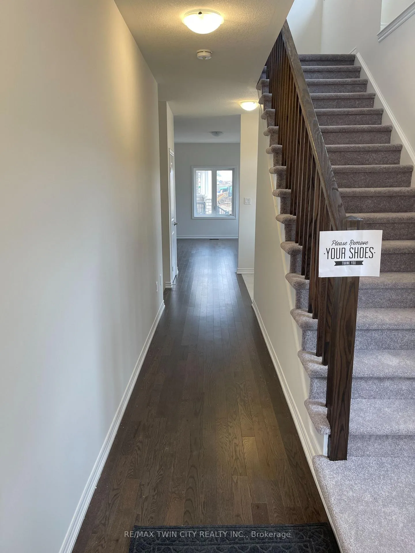 Photo 11 of 107 Flagg Avenue, Brant, Paris — HOMEH