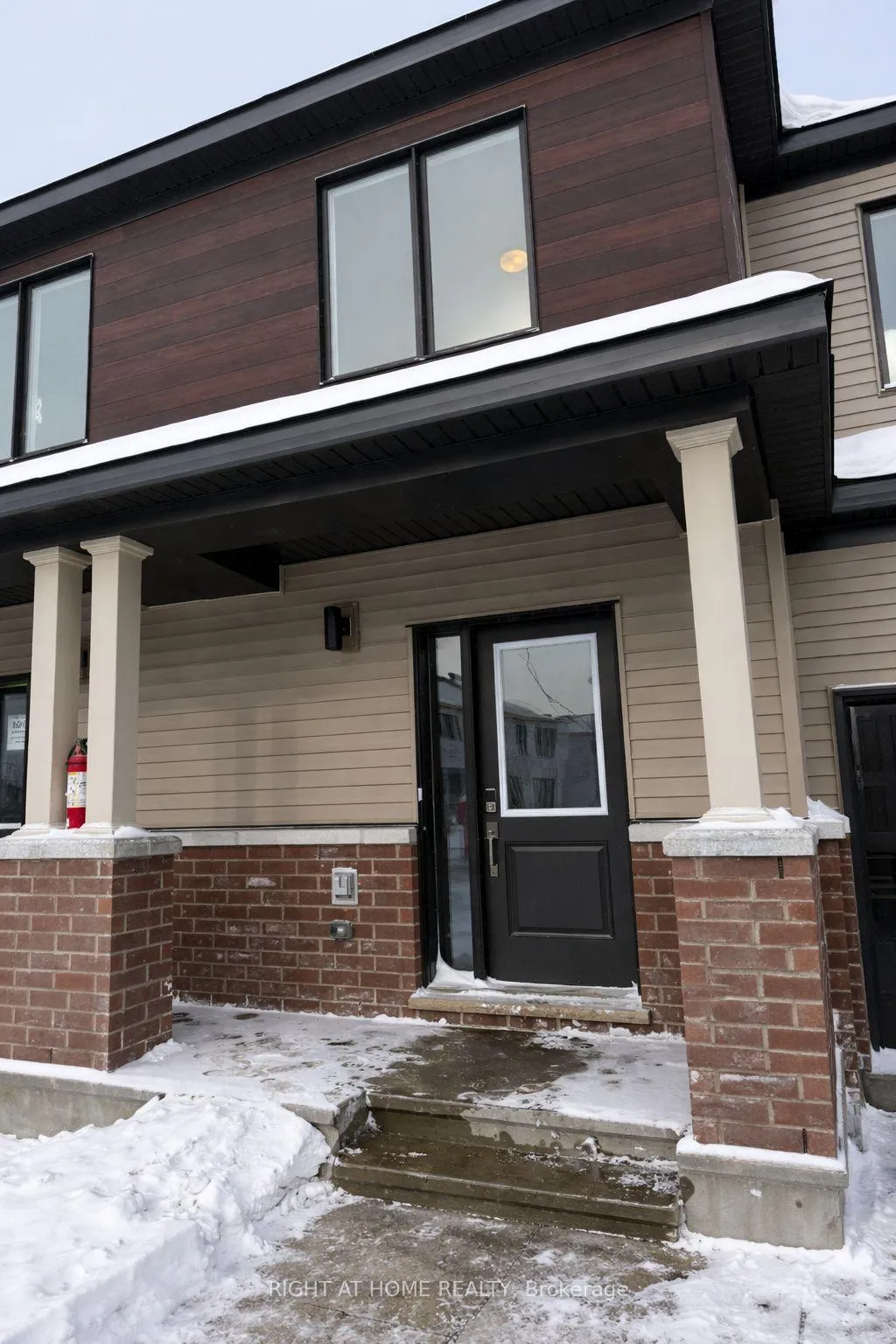 Photo 4 of 742 Tincture Place, Ottawa, Kanata - Rural Kanata (Central) — HOMEH