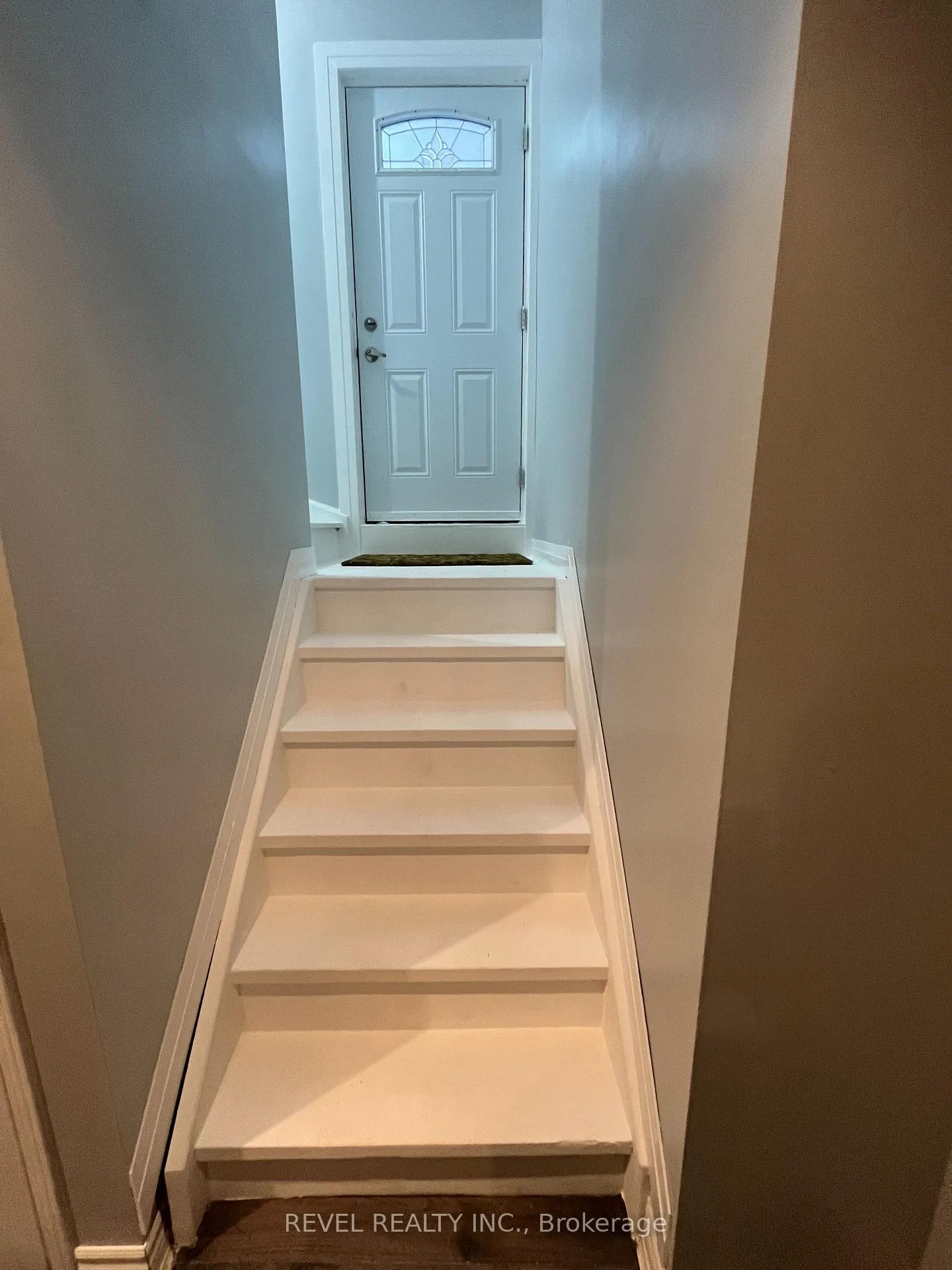Photo 5 of Unit Basement, 194 Willowbrook Drive, Whitby, Pringle Creek — HOMEH