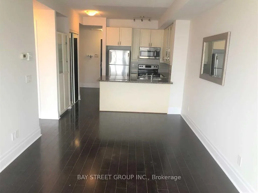 Photo 2 of Unit 312, 111 Upper Duke Crescent, Markham, Unionville — HOMEH