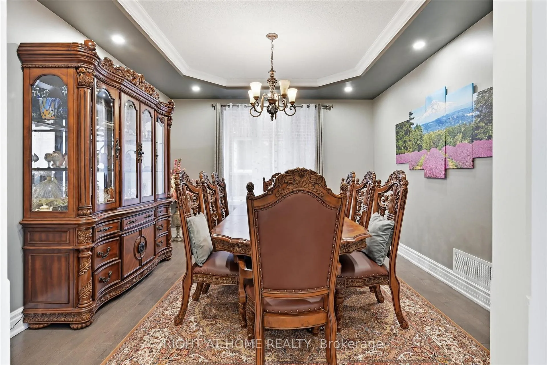 Photo 7 of 456 Valridge Drive, Hamilton, Ancaster — HOMEH