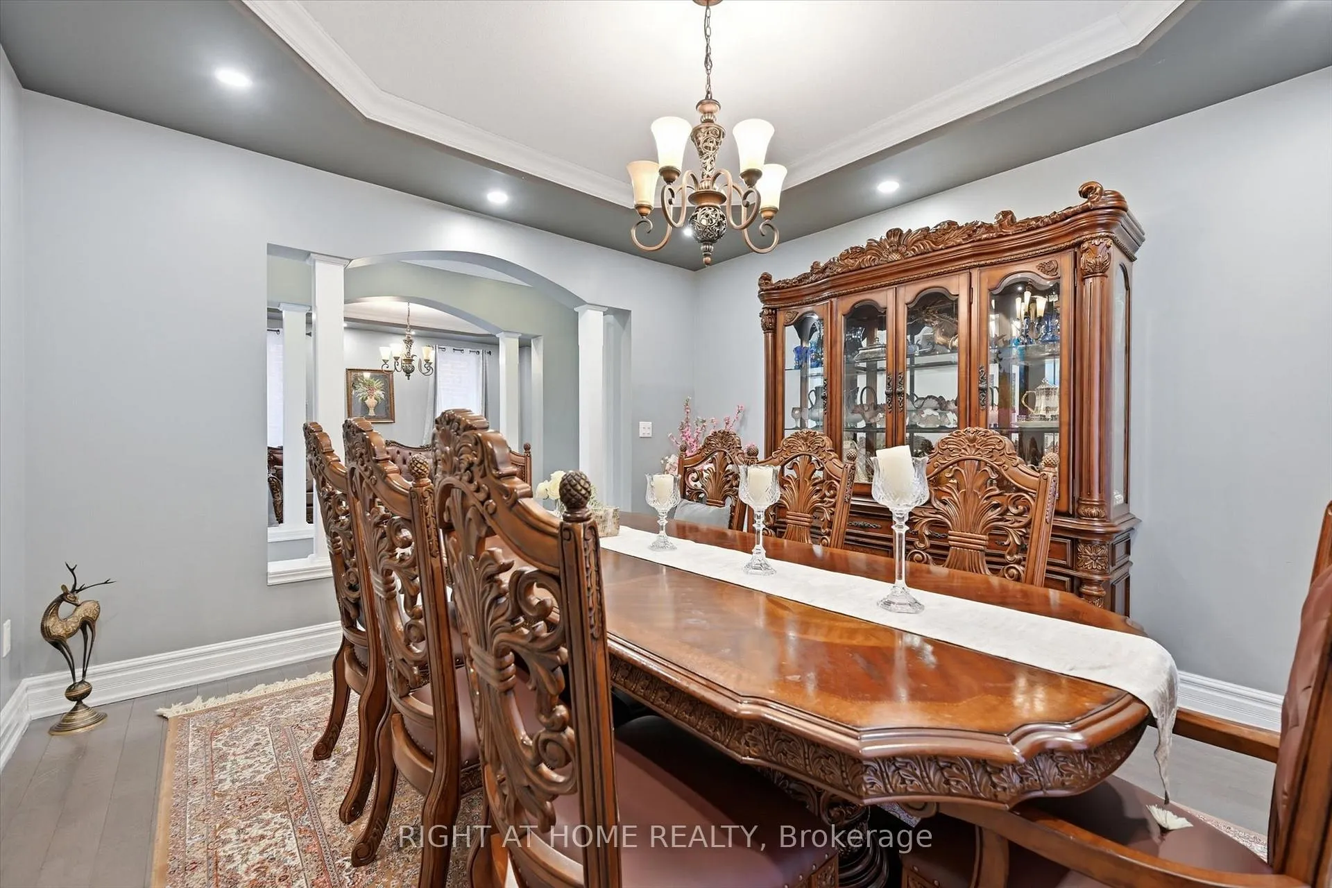 Photo 9 of 456 Valridge Drive, Hamilton, Ancaster — HOMEH