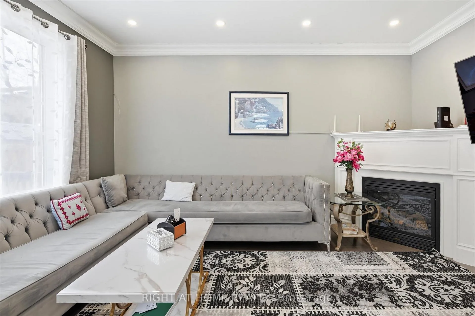Photo 12 of 456 Valridge Drive, Hamilton, Ancaster — HOMEH