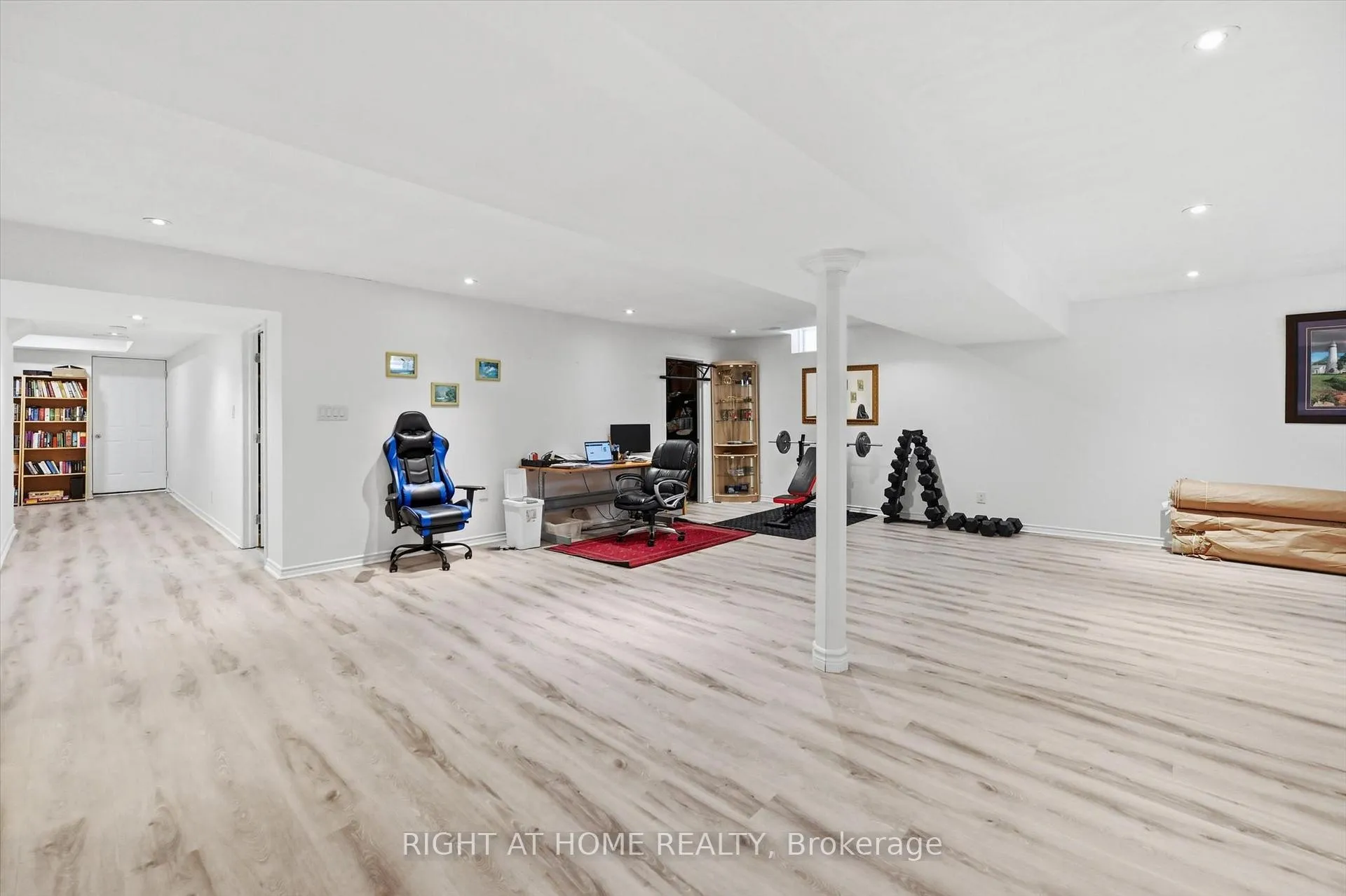 Photo 34 of 456 Valridge Drive, Hamilton, Ancaster — HOMEH