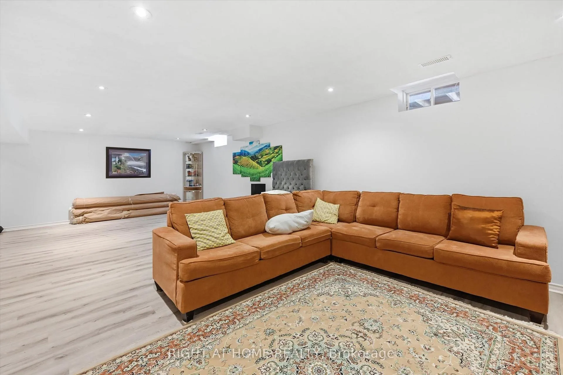 Photo 38 of 456 Valridge Drive, Hamilton, Ancaster — HOMEH