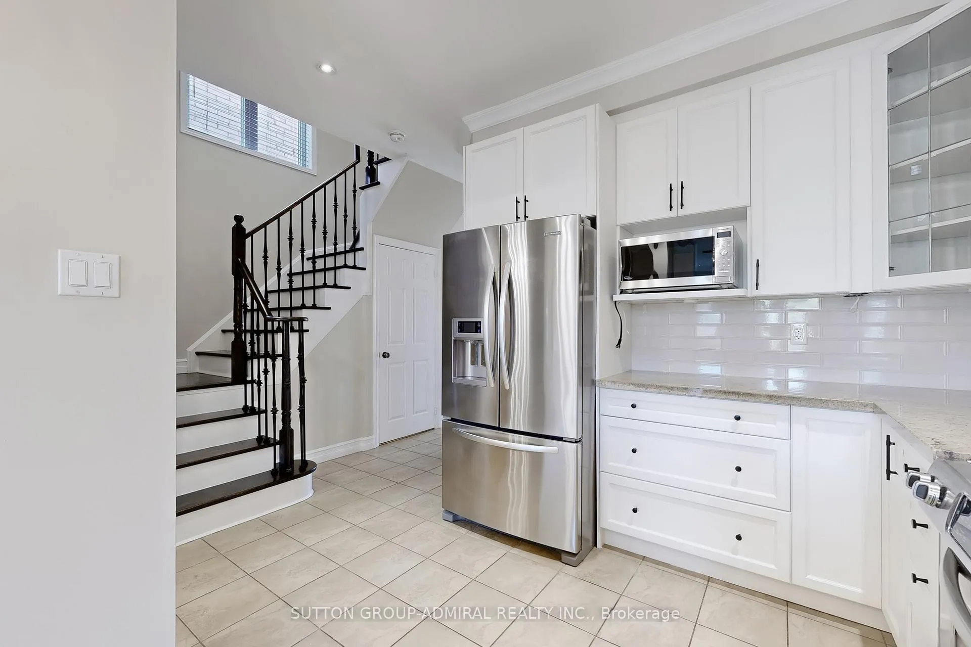 Photo 15 of 106 Big Hill Crescent, Vaughan, Patterson — HOMEH