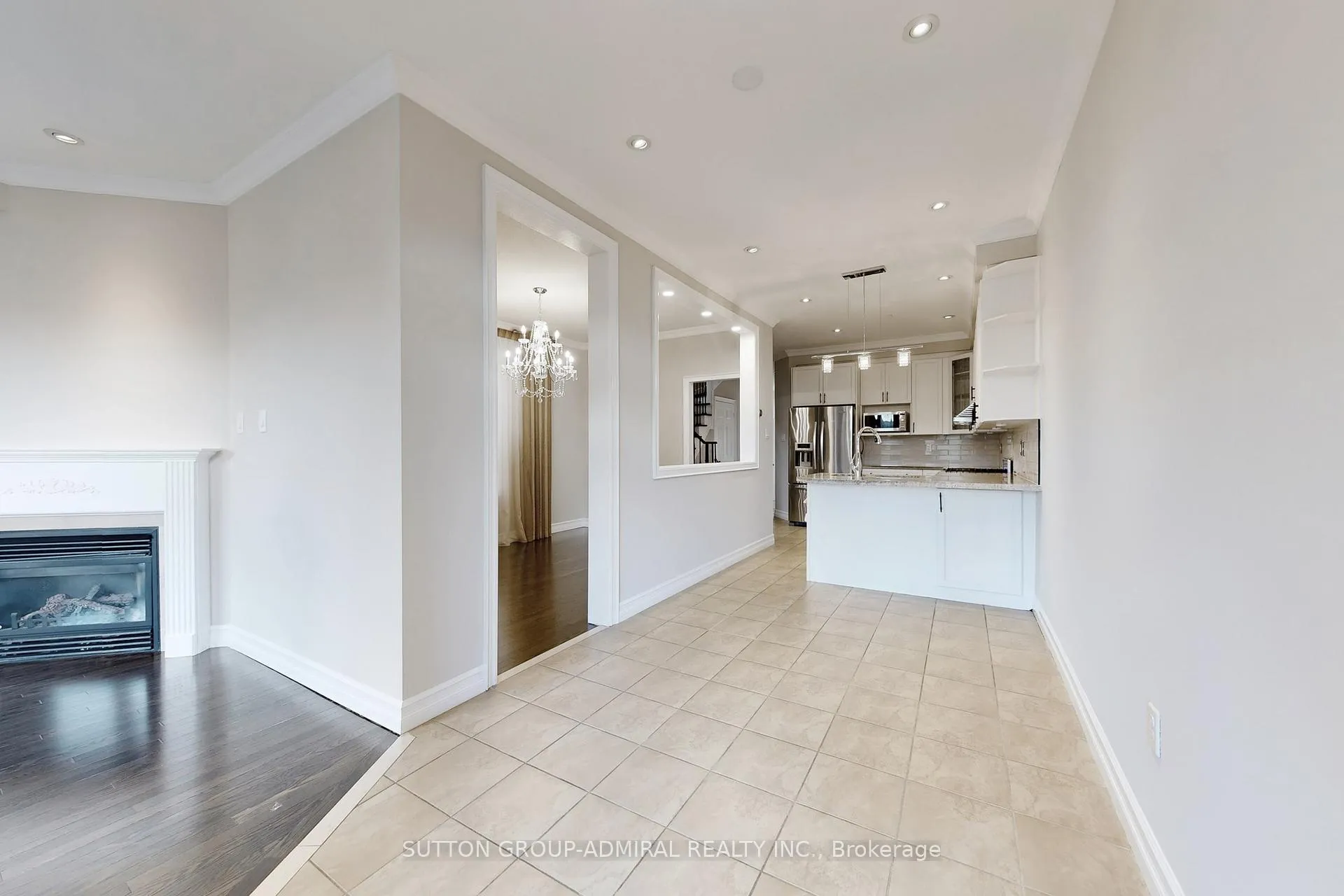 Photo 19 of 106 Big Hill Crescent, Vaughan, Patterson — HOMEH