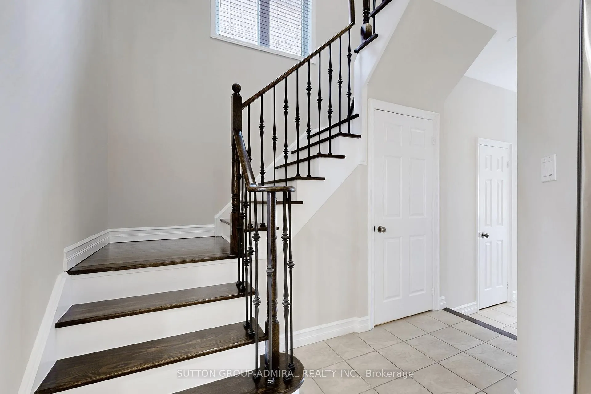 Photo 23 of 106 Big Hill Crescent, Vaughan, Patterson — HOMEH