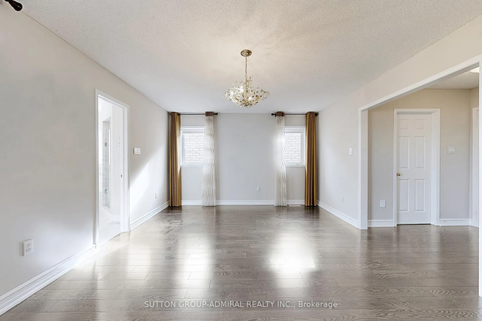 Photo 25 of 106 Big Hill Crescent, Vaughan, Patterson — HOMEH
