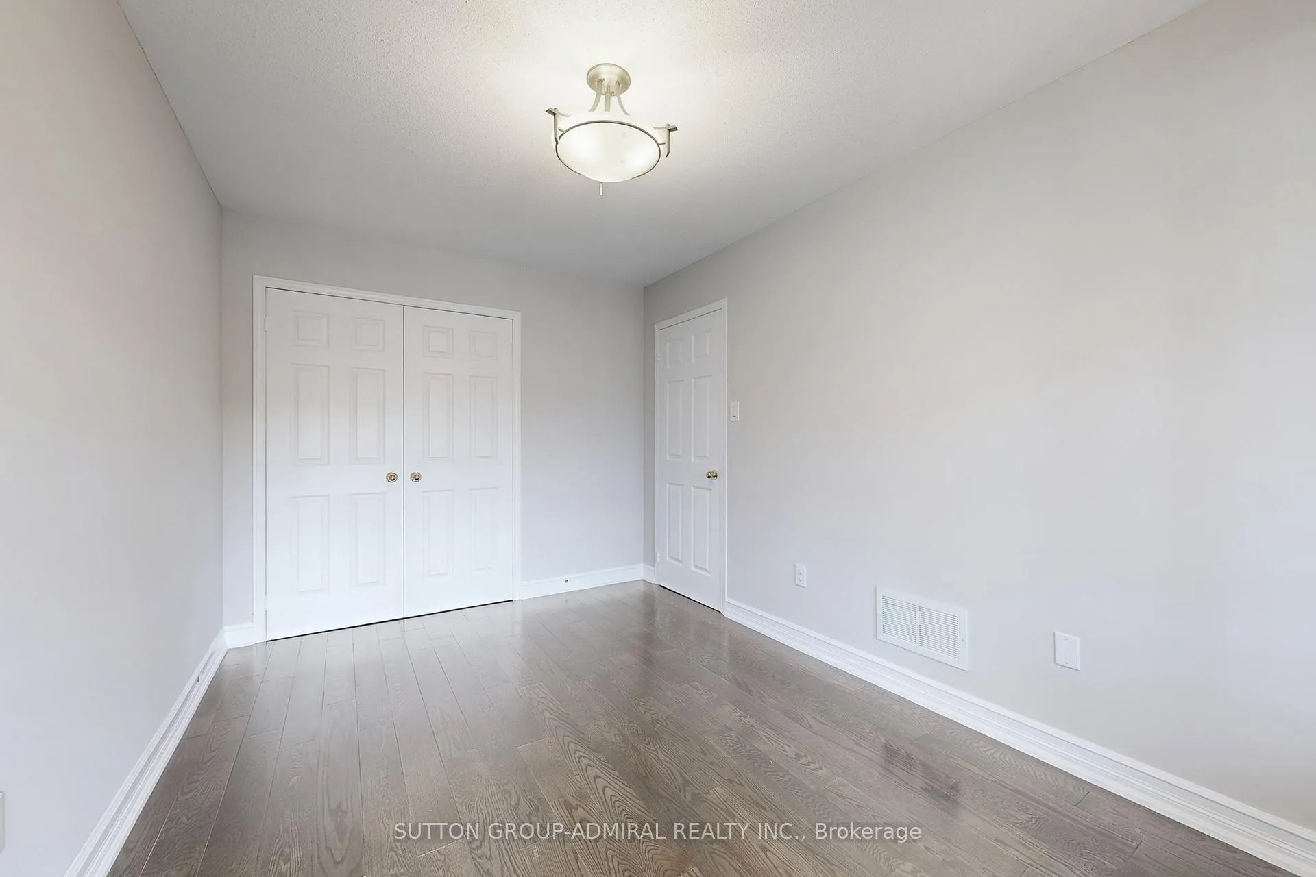 Photo 35 of 106 Big Hill Crescent, Vaughan, Patterson — HOMEH