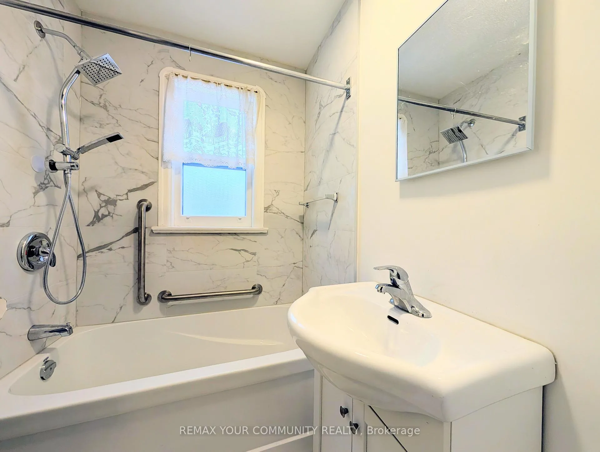 Photo 5 of 479 Dawes Road, Toronto, O'Connor-Parkview — HOMEH