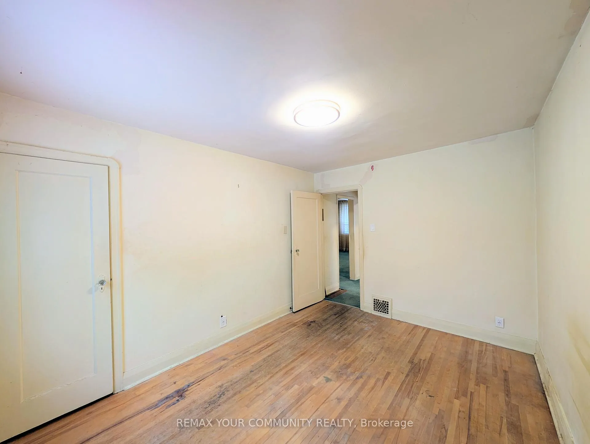 Photo 7 of 479 Dawes Road, Toronto, O'Connor-Parkview — HOMEH