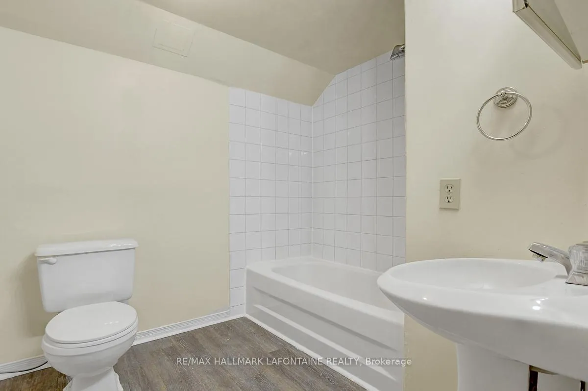 Photo 45 of 6128 Vineyard Drive, Ottawa, Convent Glen — HOMEH