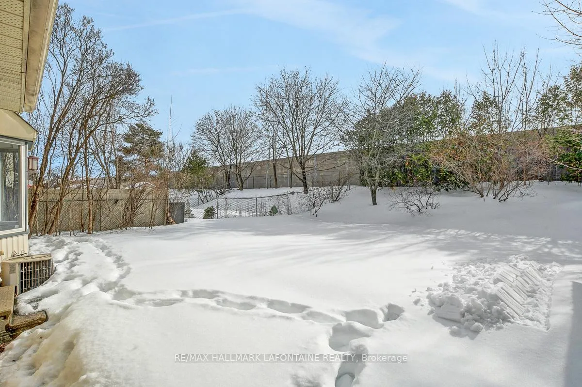 Photo 47 of 6128 Vineyard Drive, Ottawa, Convent Glen — HOMEH