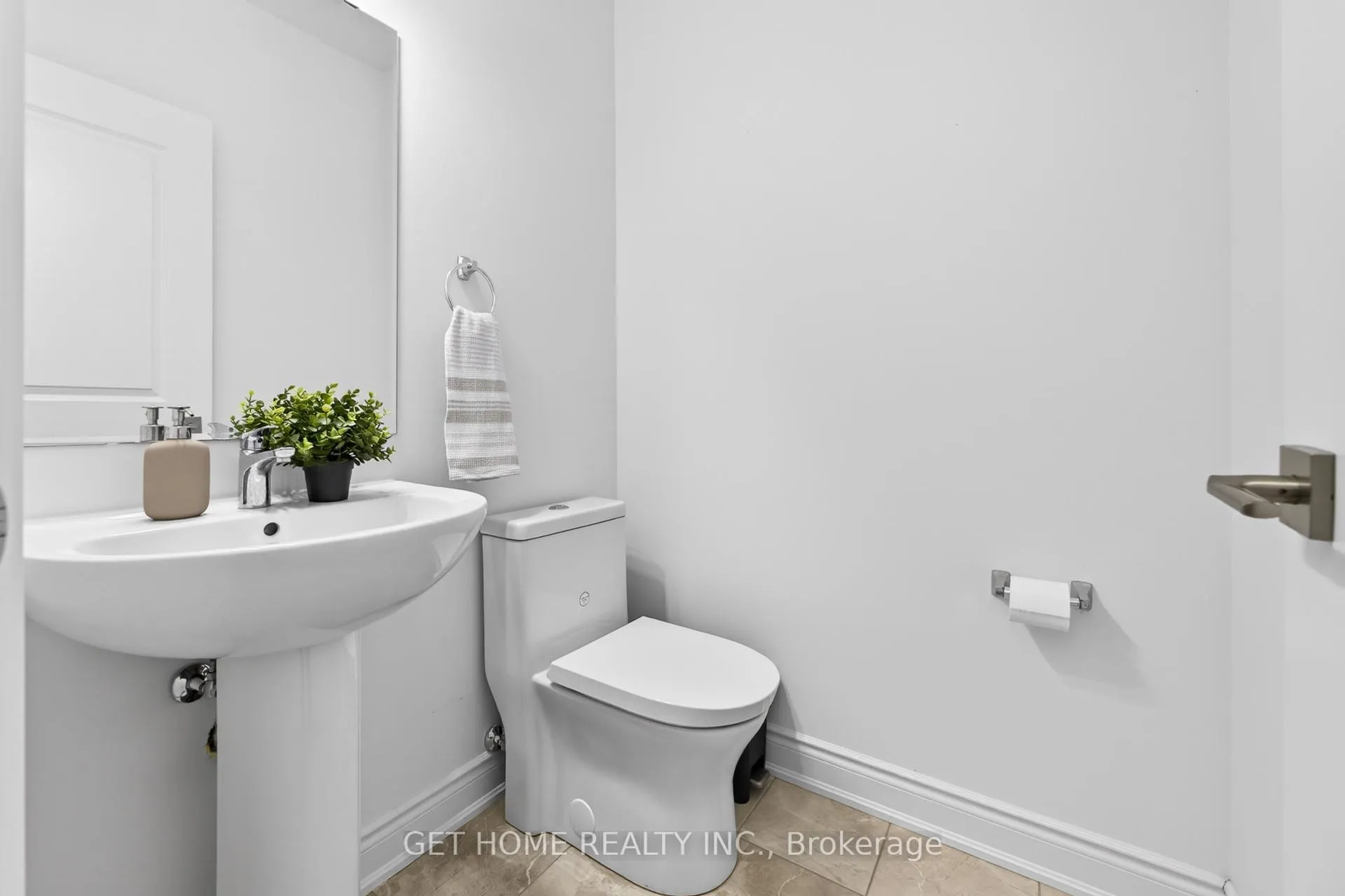 Photo 8 of 17 Steer Road, Kitchener, Mill Courtland Woodside Park — HOMEH