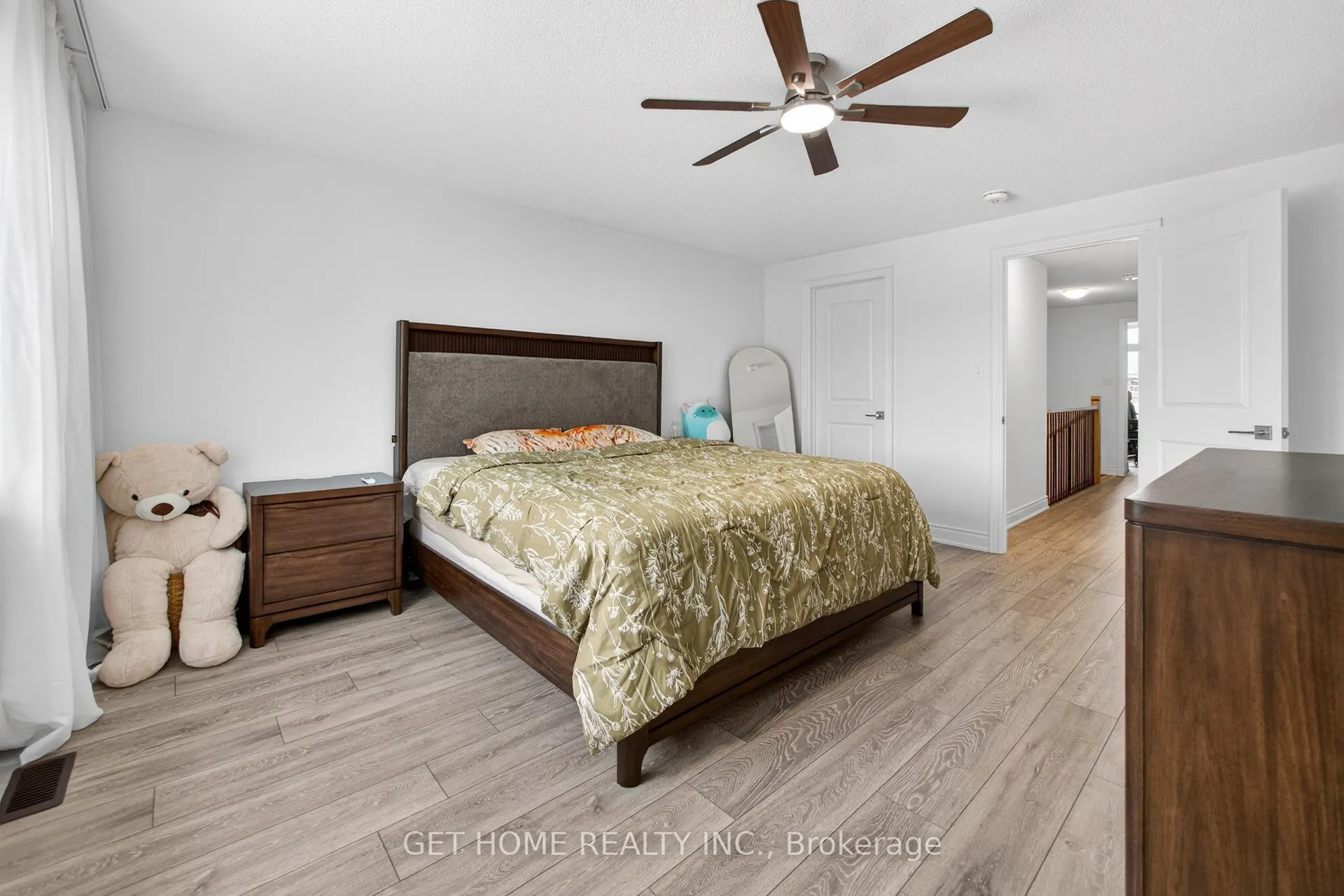 Photo 26 of 17 Steer Road, Kitchener, Mill Courtland Woodside Park — HOMEH