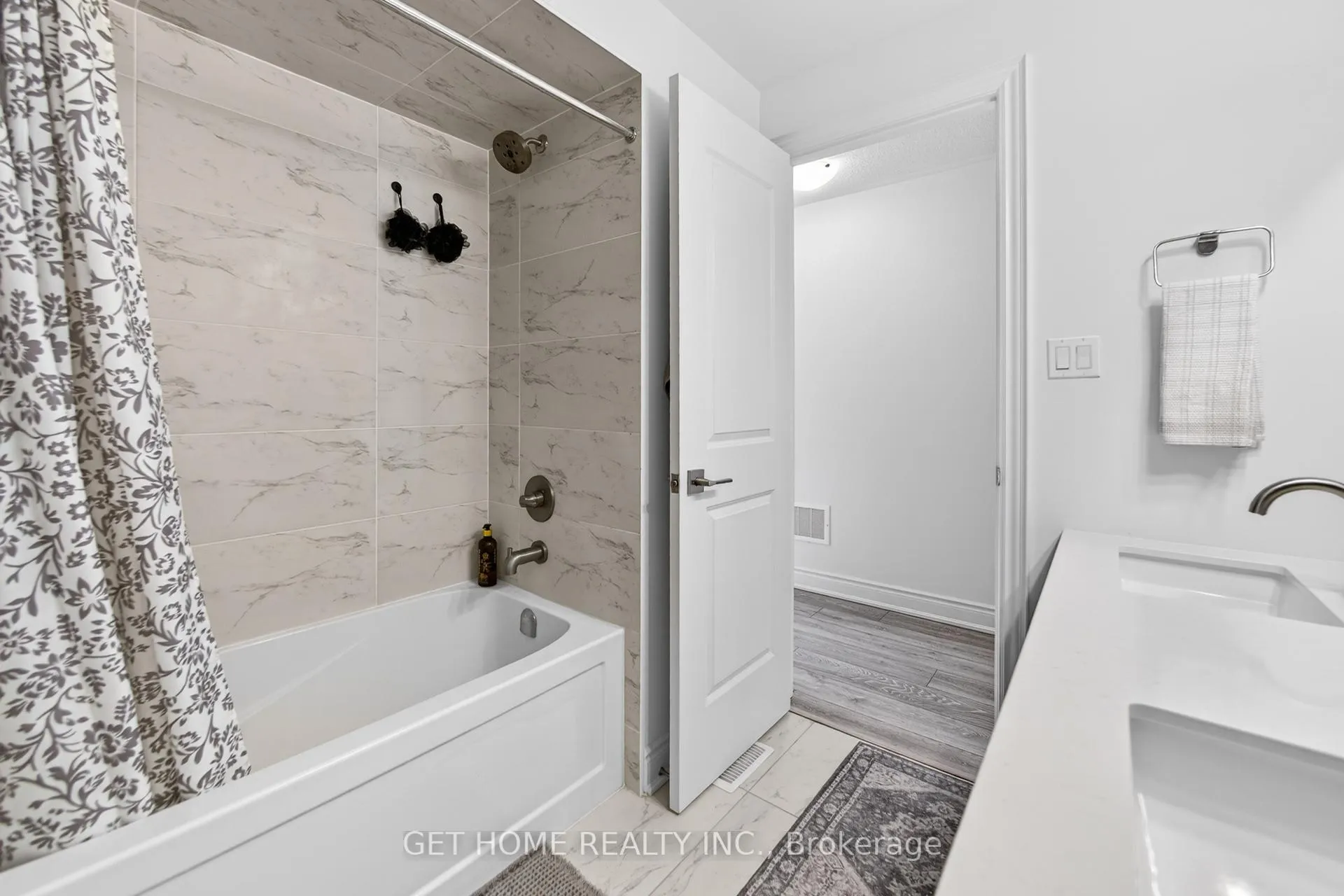 Photo 36 of 17 Steer Road, Kitchener, Mill Courtland Woodside Park — HOMEH
