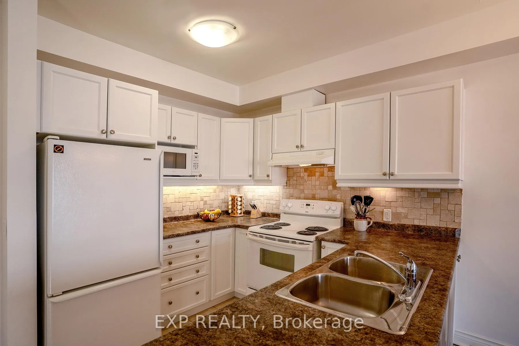 Photo 4 of Unit 304, 91 Raglan Street, Collingwood — HOMEH