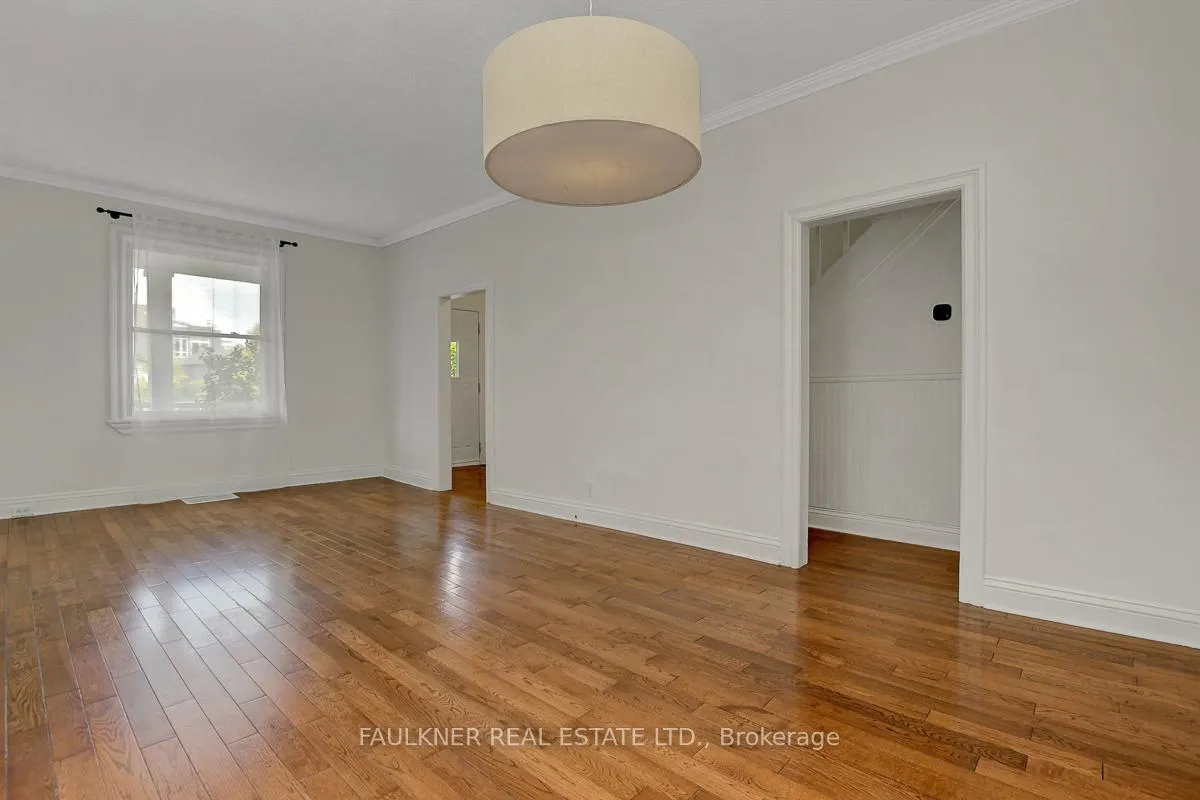 Photo 14 of 536 Lower Byron Avenue, Ottawa, McKellar/Highland — HOMEH