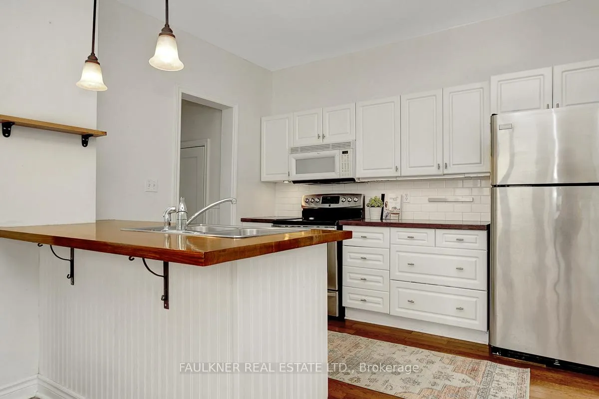 Photo 19 of 536 Lower Byron Avenue, Ottawa, McKellar/Highland — HOMEH