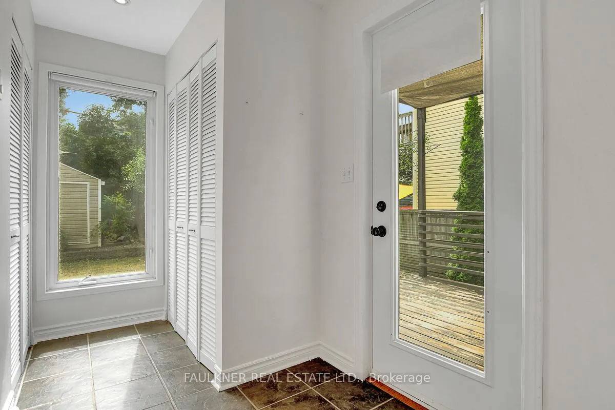 Photo 22 of 536 Lower Byron Avenue, Ottawa, McKellar/Highland — HOMEH