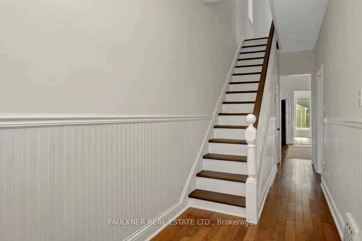 Photo 23 of 536 Lower Byron Avenue, Ottawa, McKellar/Highland — HOMEH