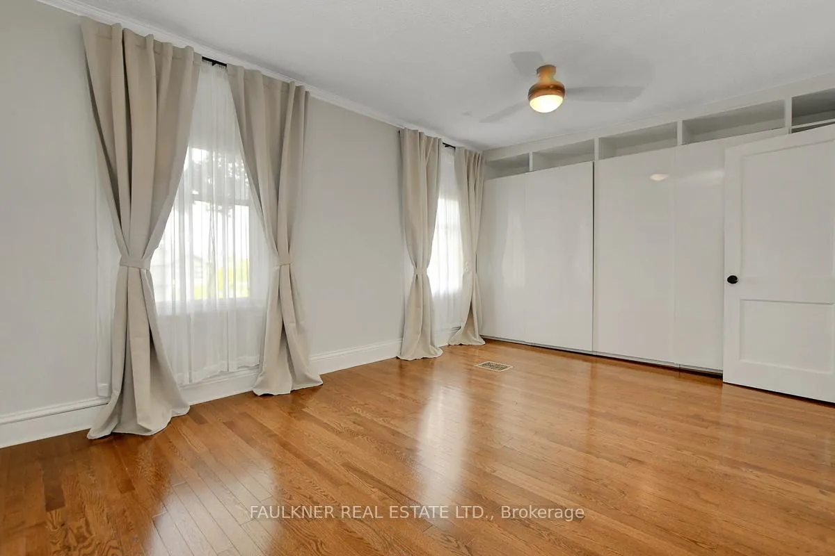 Photo 26 of 536 Lower Byron Avenue, Ottawa, McKellar/Highland — HOMEH