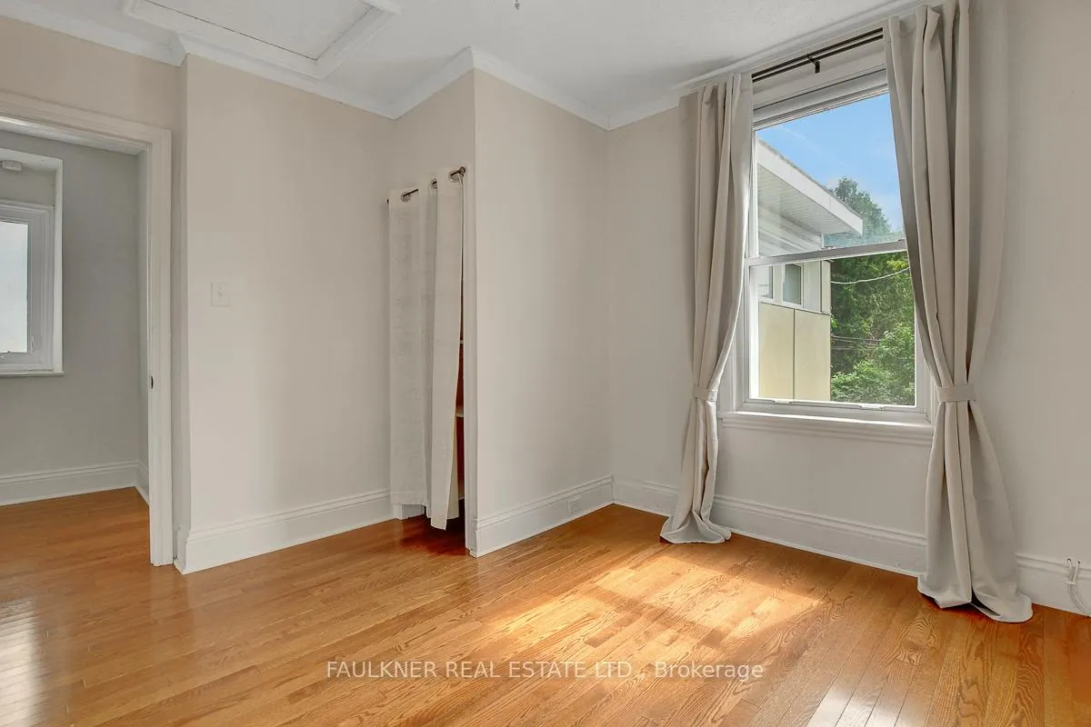 Photo 28 of 536 Lower Byron Avenue, Ottawa, McKellar/Highland — HOMEH