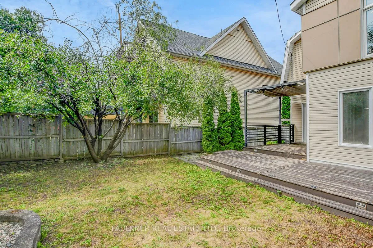 Photo 38 of 536 Lower Byron Avenue, Ottawa, McKellar/Highland — HOMEH