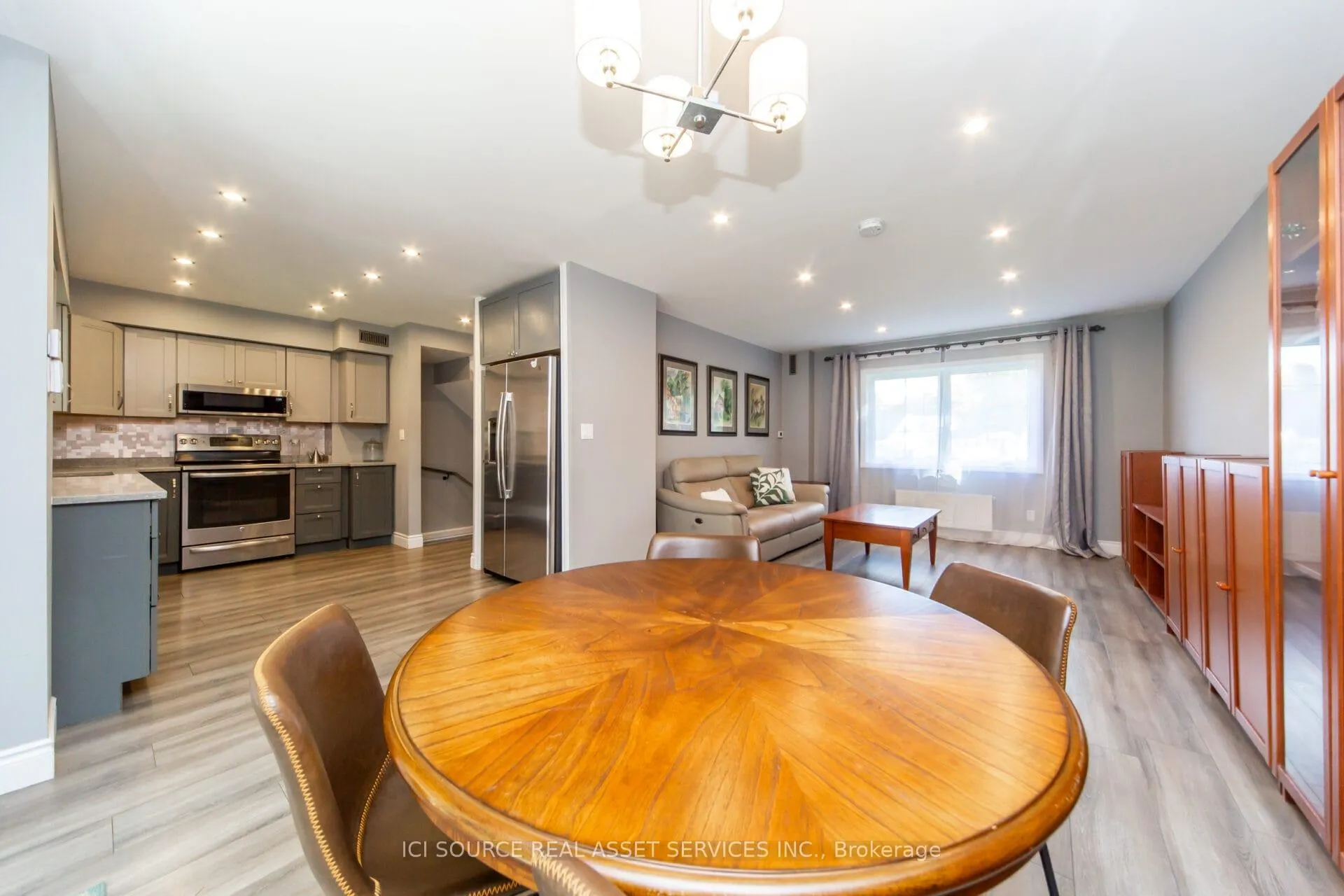 Photo 20 of 199 Mason Boulevard, Halton Hills, Acton — HOMEH