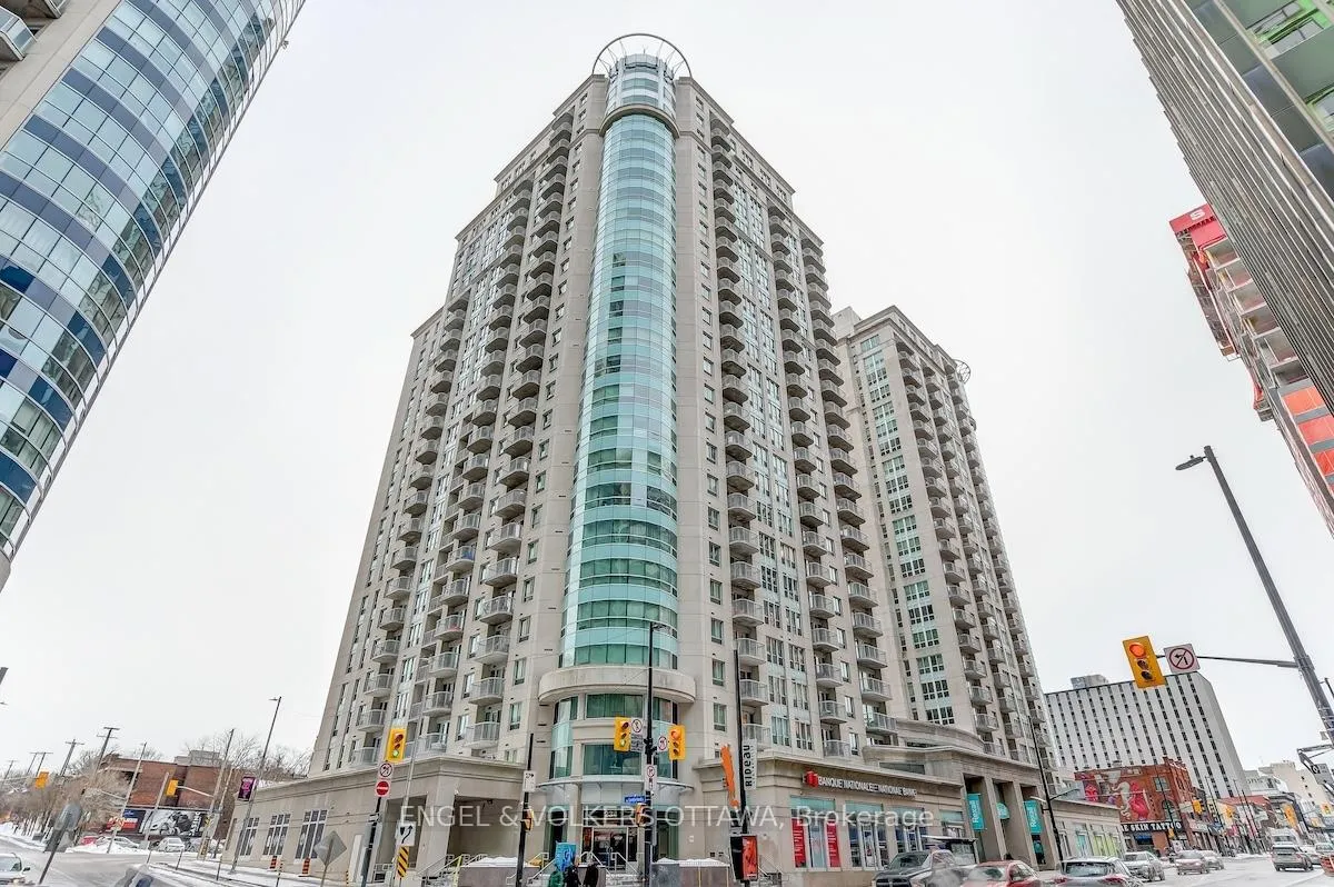 Front of Unit 1008, 234 Rideau Street
