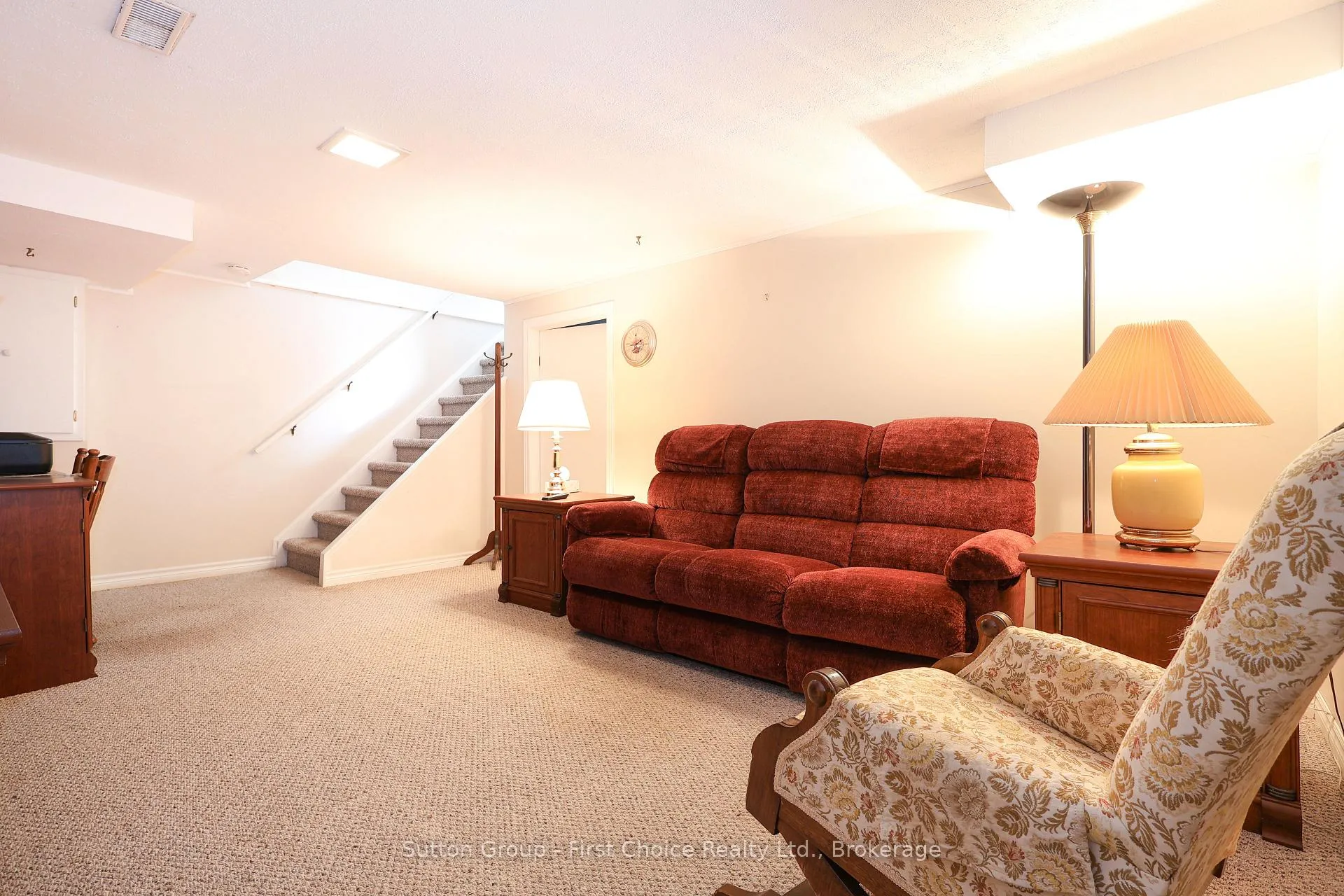 Photo 22 of 117 Maple Avenue, Stratford — HOMEH