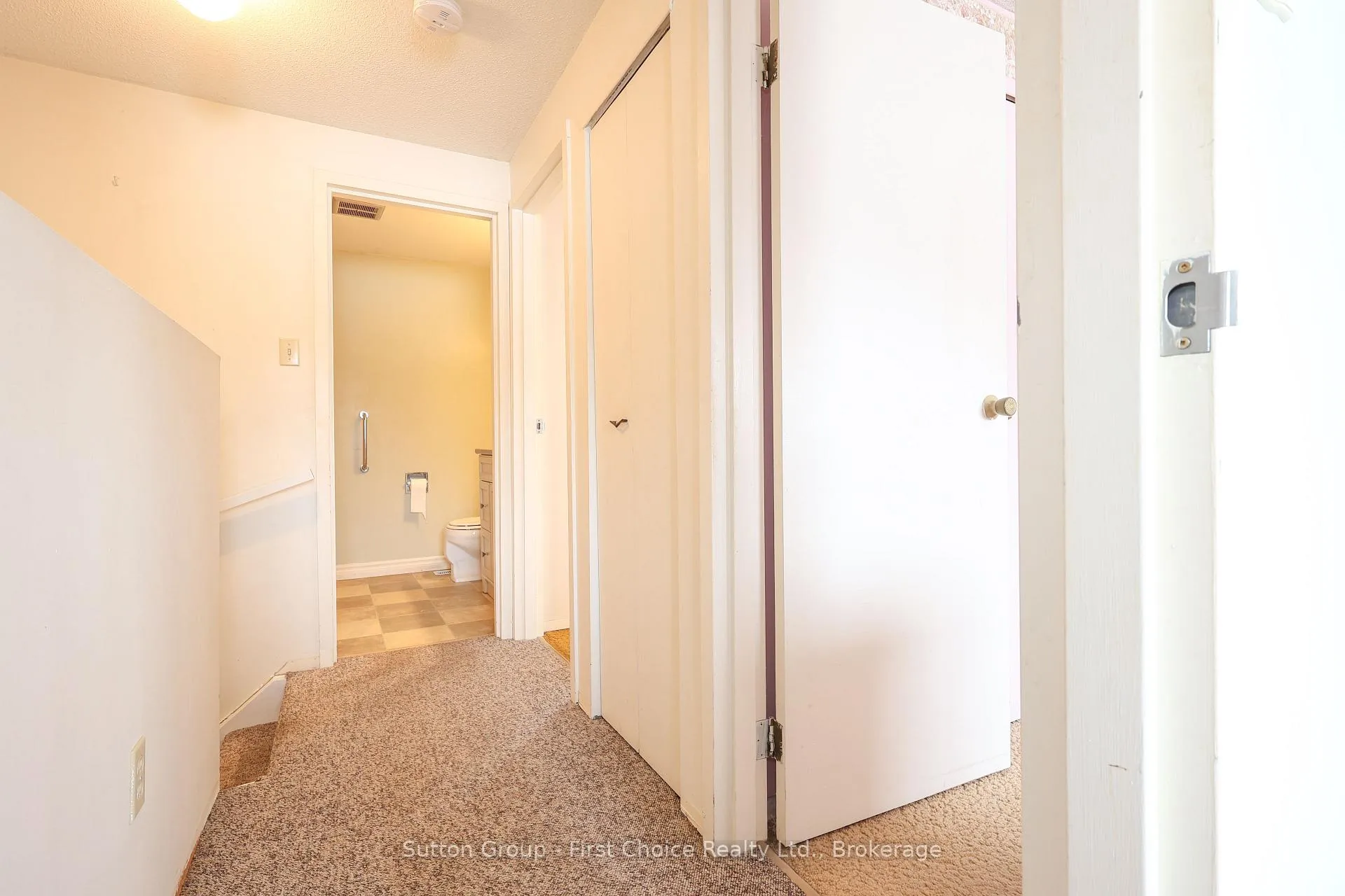 Photo 31 of 117 Maple Avenue, Stratford — HOMEH