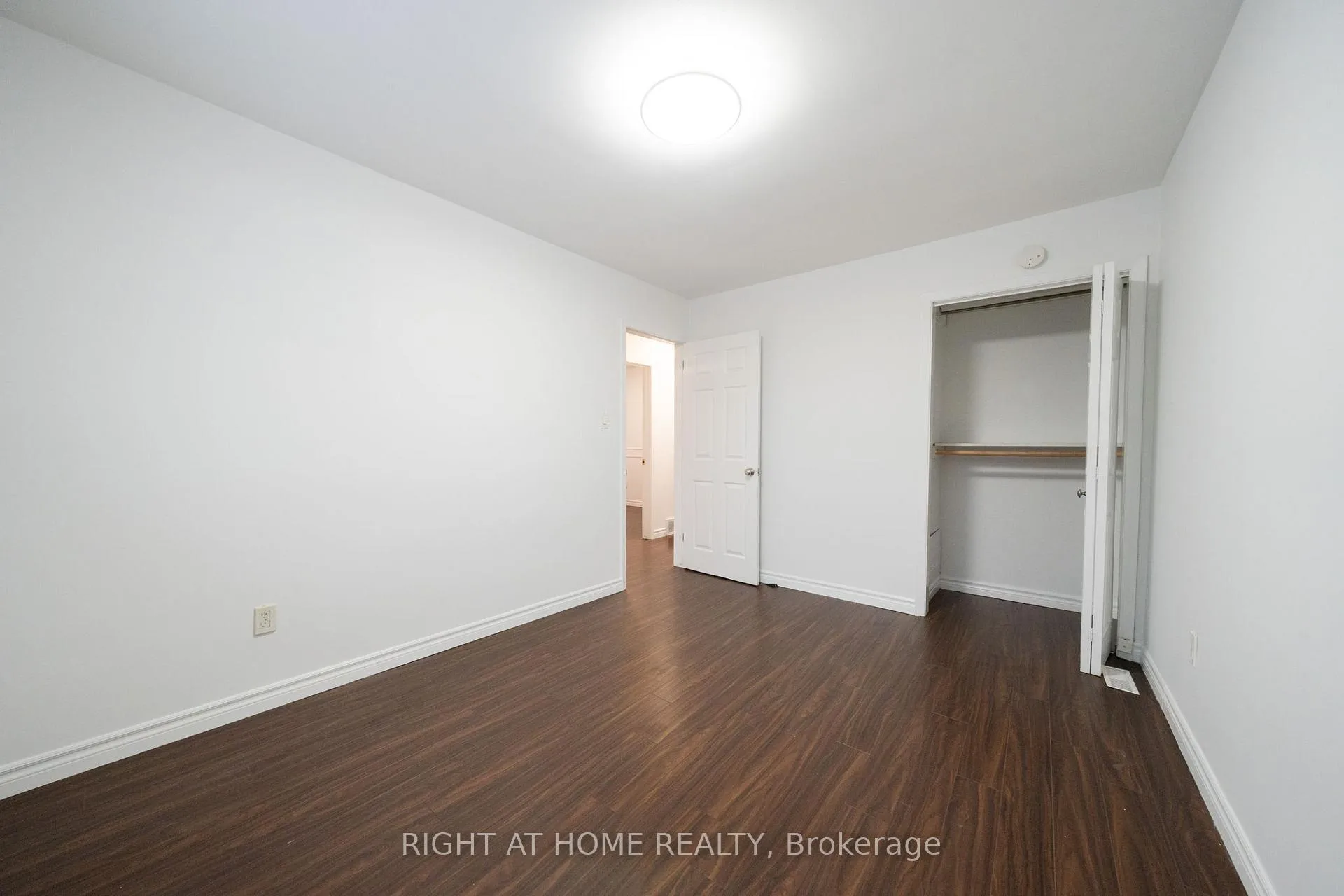 Photo 17 of 4451 Bennett Road, Burlington, Shoreacres — HOMEH
