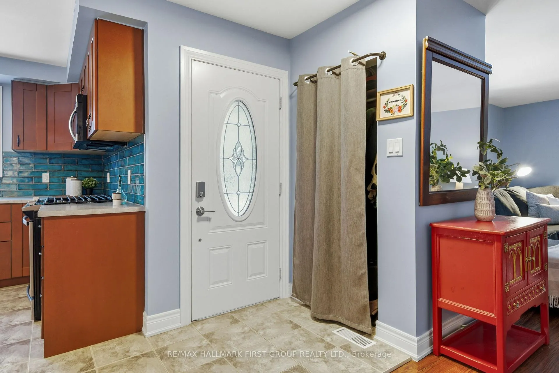 Photo 2 of 567 Westwood Drive, Cobourg — HOMEH