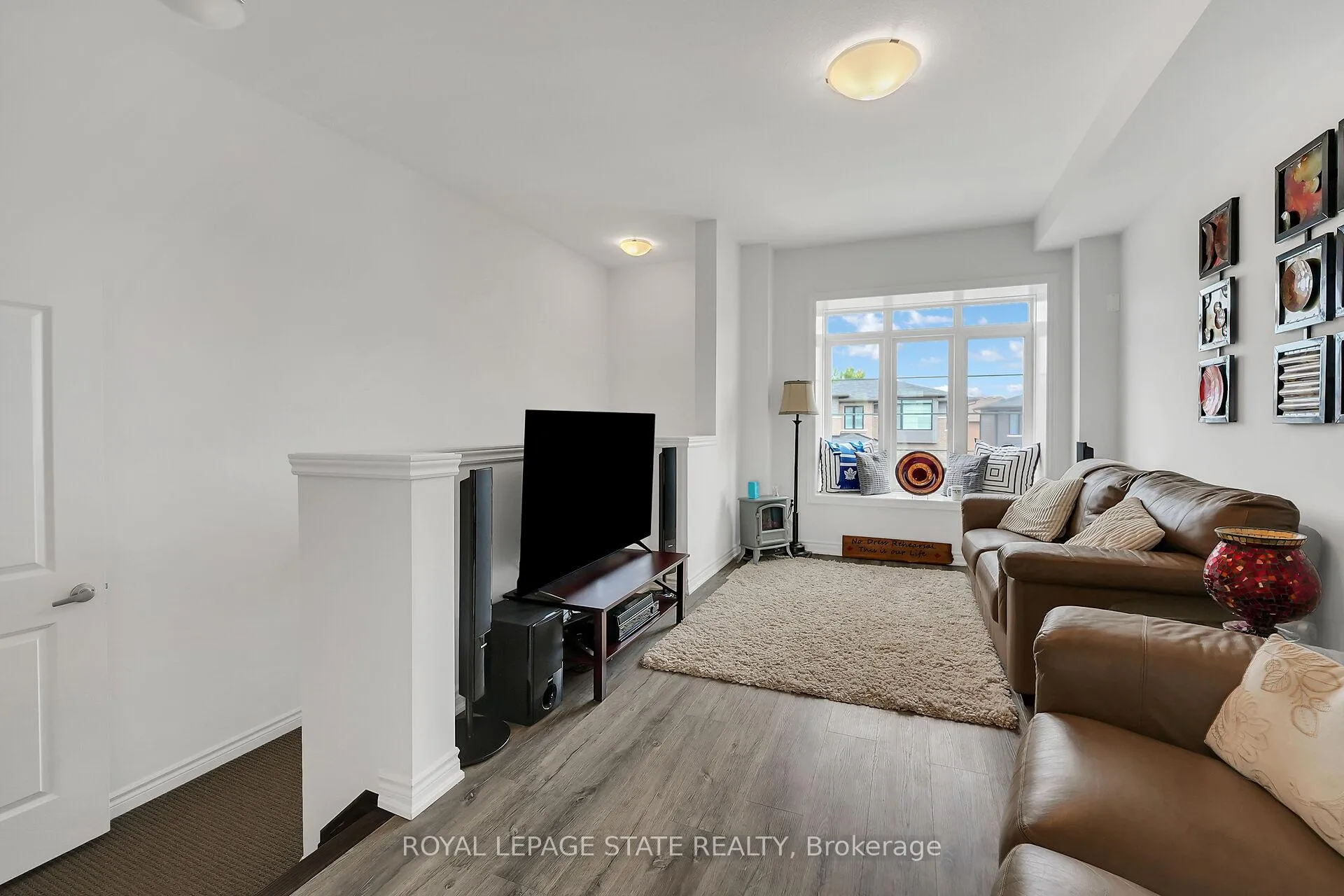 Photo 5 of 4862 Connor Drive, Lincoln, Beamsville — HOMEH