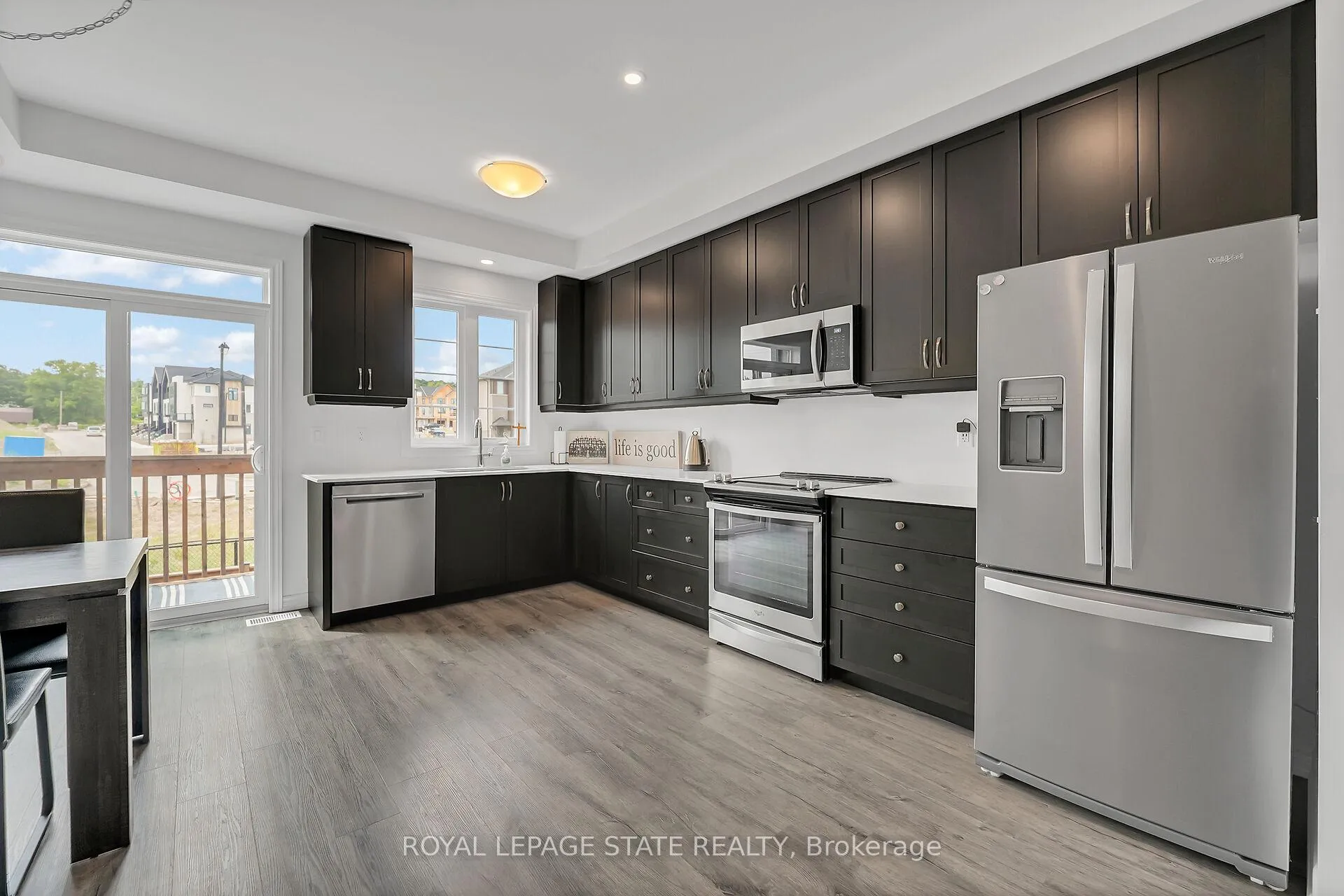 Photo 9 of 4862 Connor Drive, Lincoln, Beamsville — HOMEH