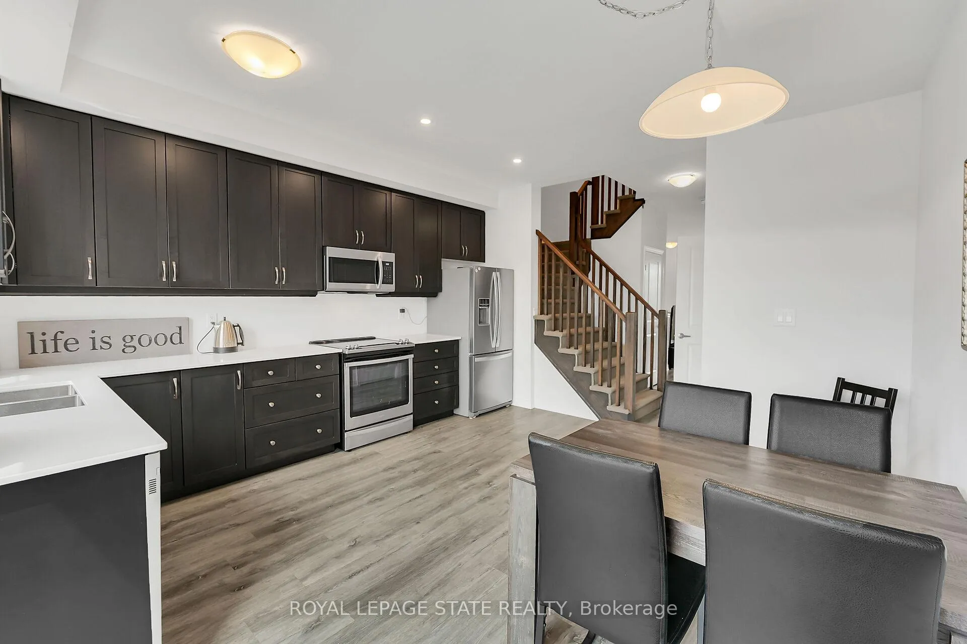 Photo 12 of 4862 Connor Drive, Lincoln, Beamsville — HOMEH