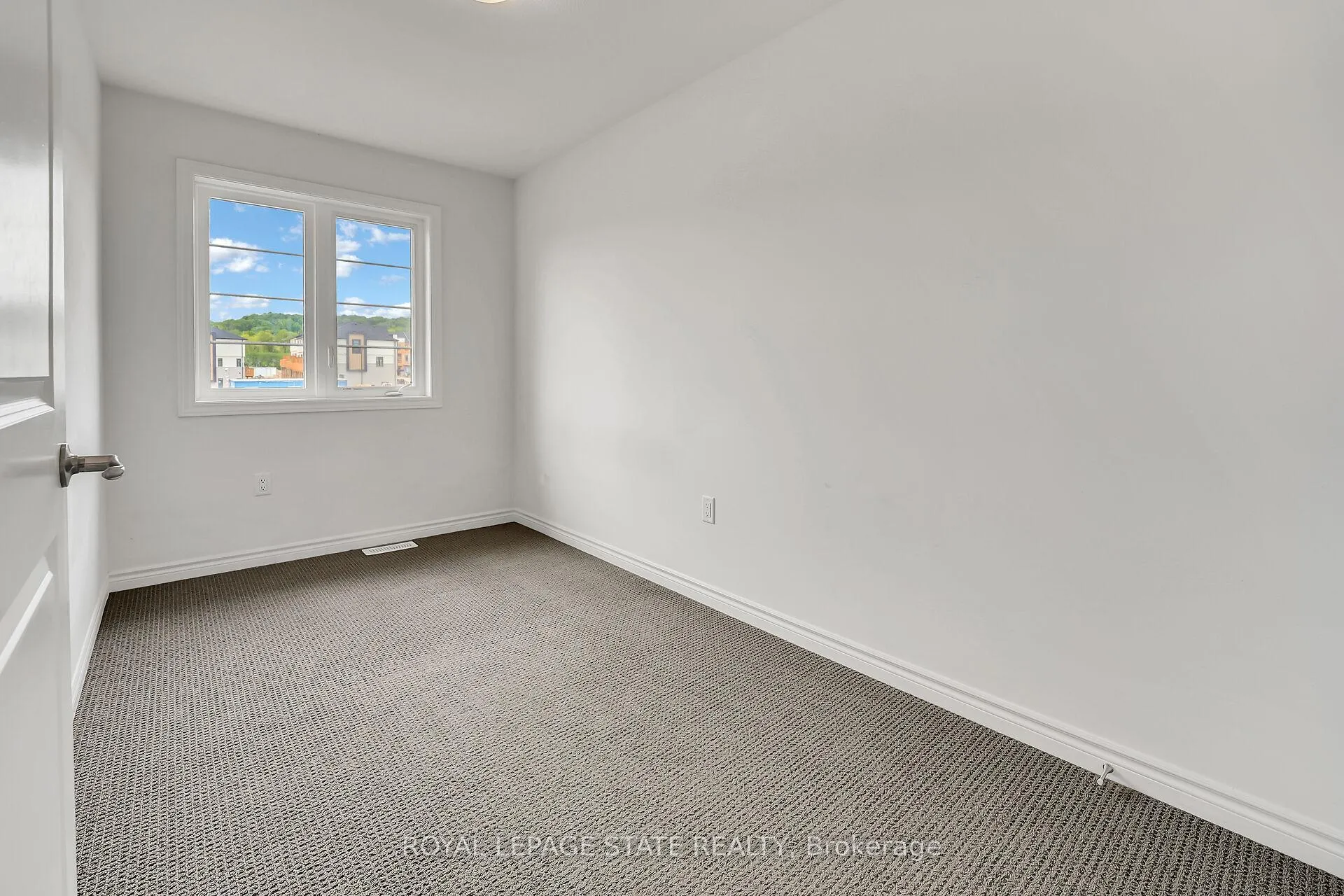 Photo 21 of 4862 Connor Drive, Lincoln, Beamsville — HOMEH