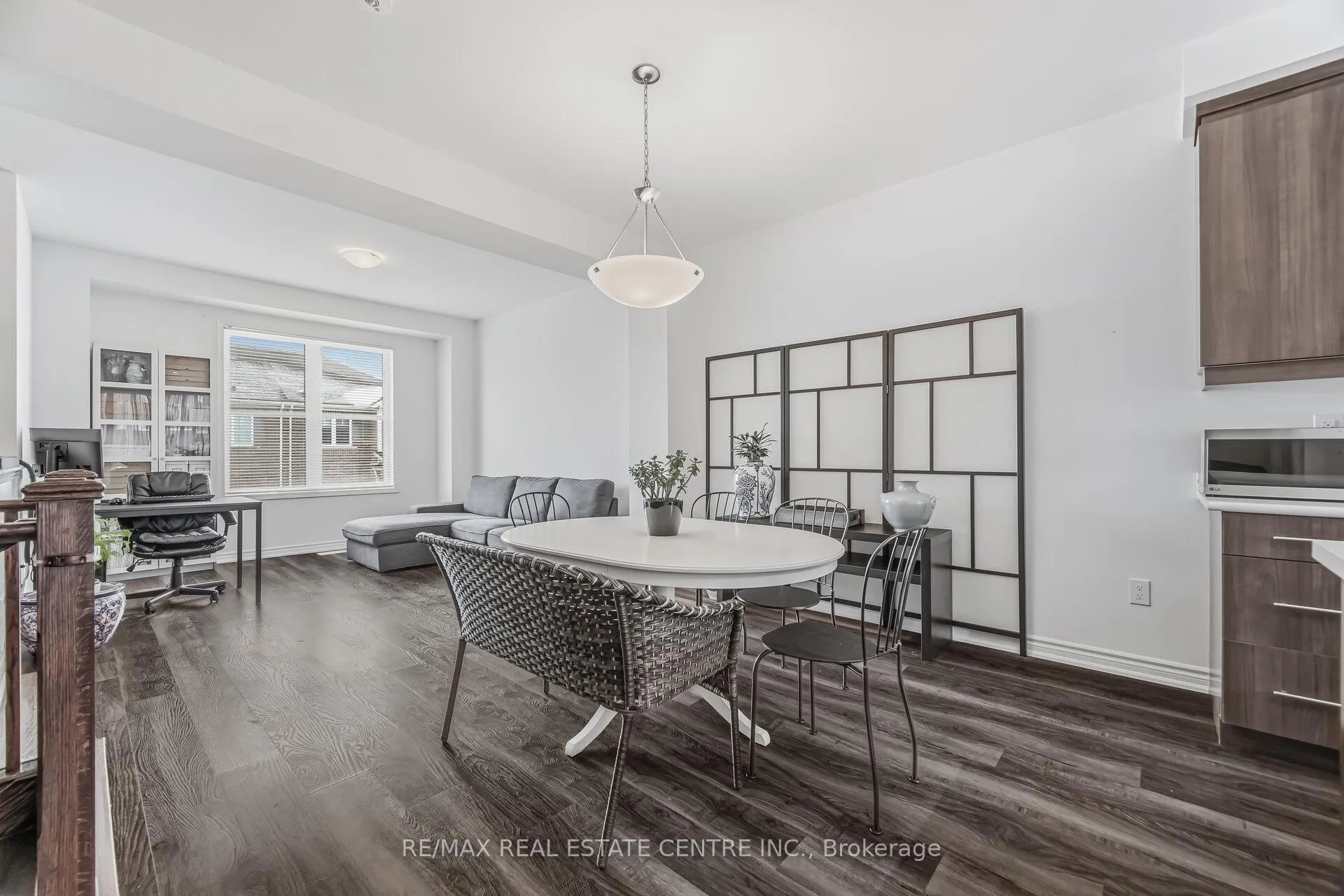 Photo 12 of Unit #18, 975 Whitlock Avenue, Milton, Cobban — HOMEH