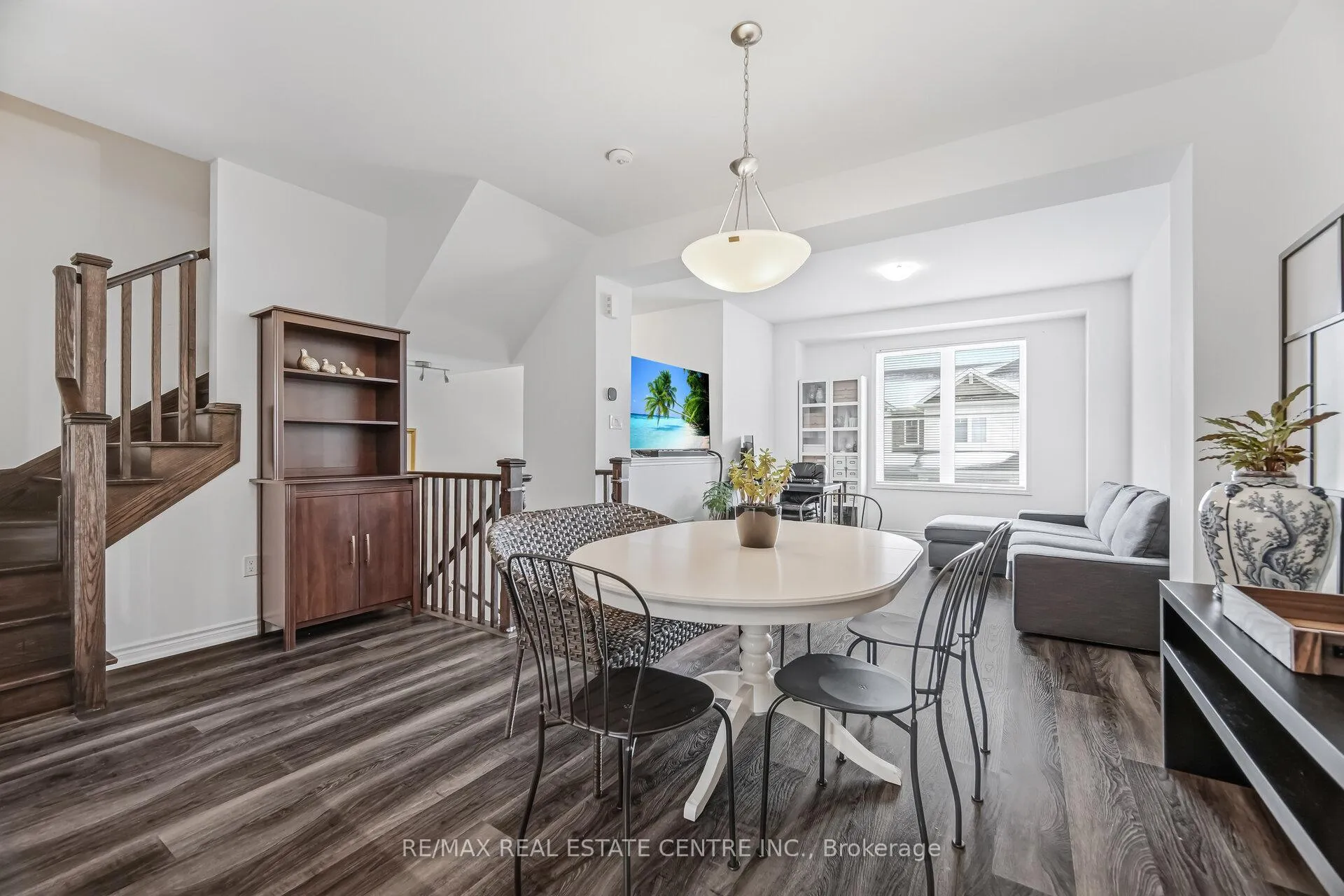 Photo 13 of Unit #18, 975 Whitlock Avenue, Milton, Cobban — HOMEH