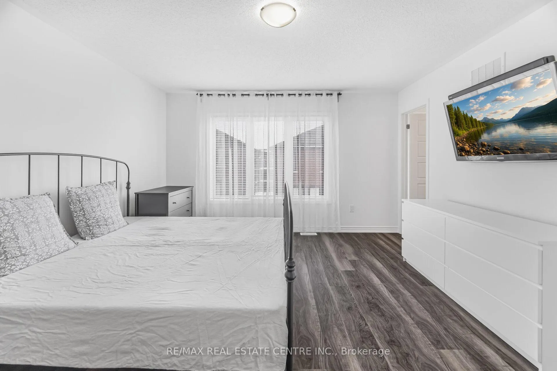 Photo 27 of Unit #18, 975 Whitlock Avenue, Milton, Cobban — HOMEH